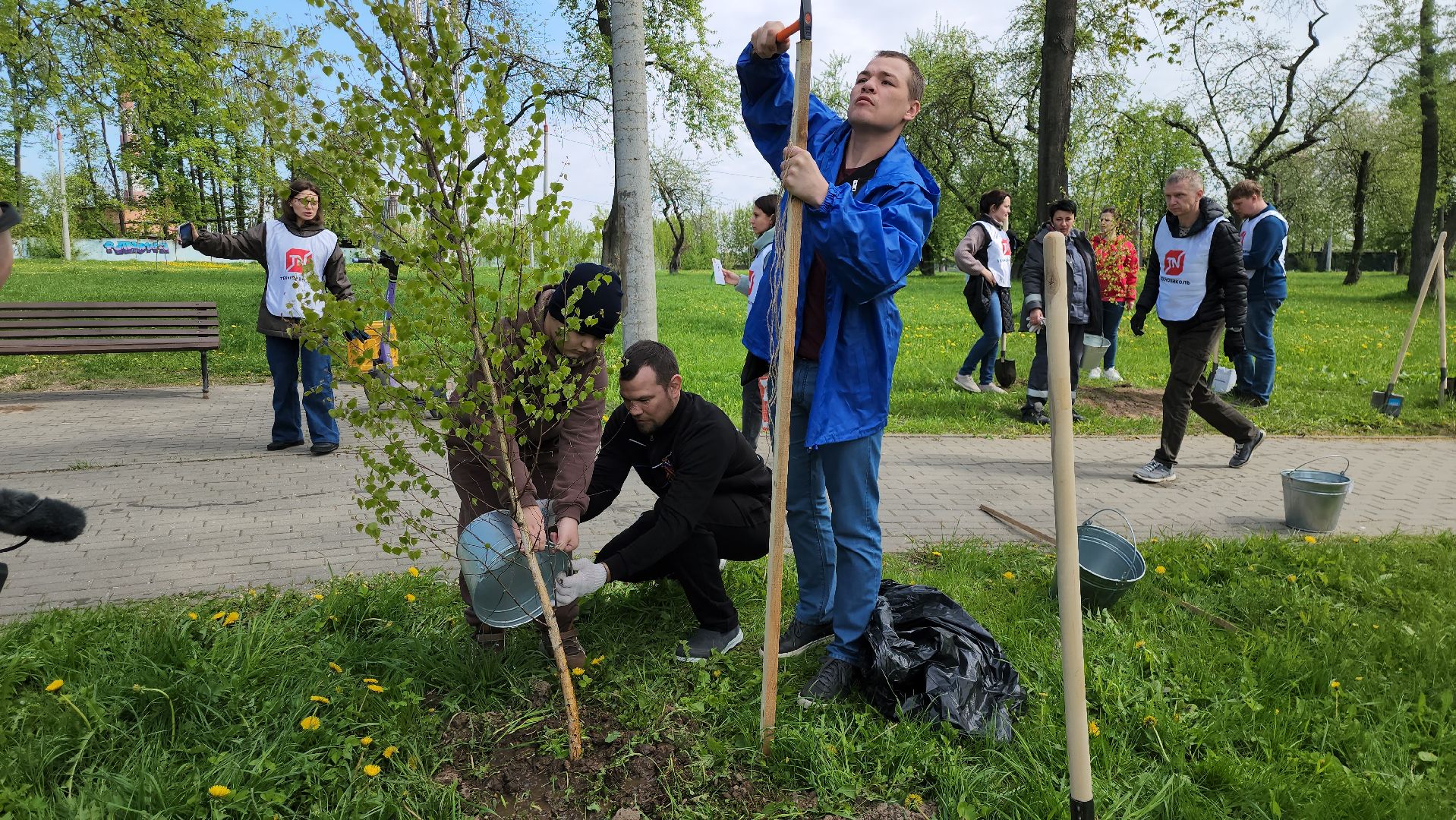 серпухов, сад победы, 9 мая, братья чудиновы,
