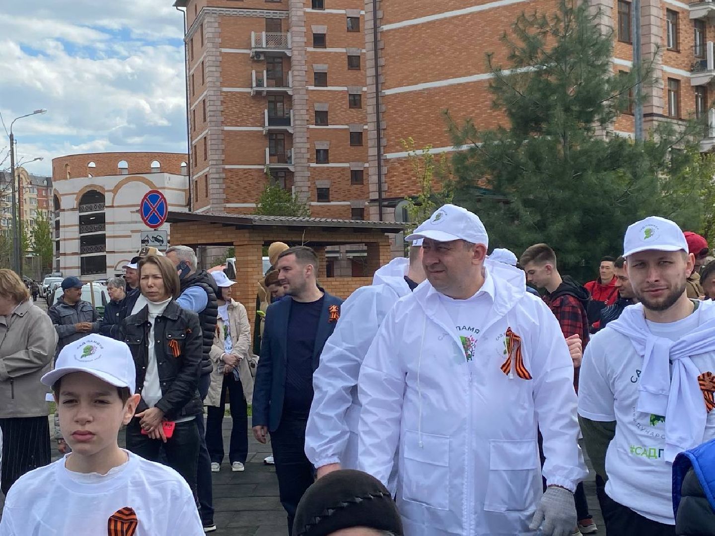 сад памяти, посадить дерево, новый сад в Опалихе,