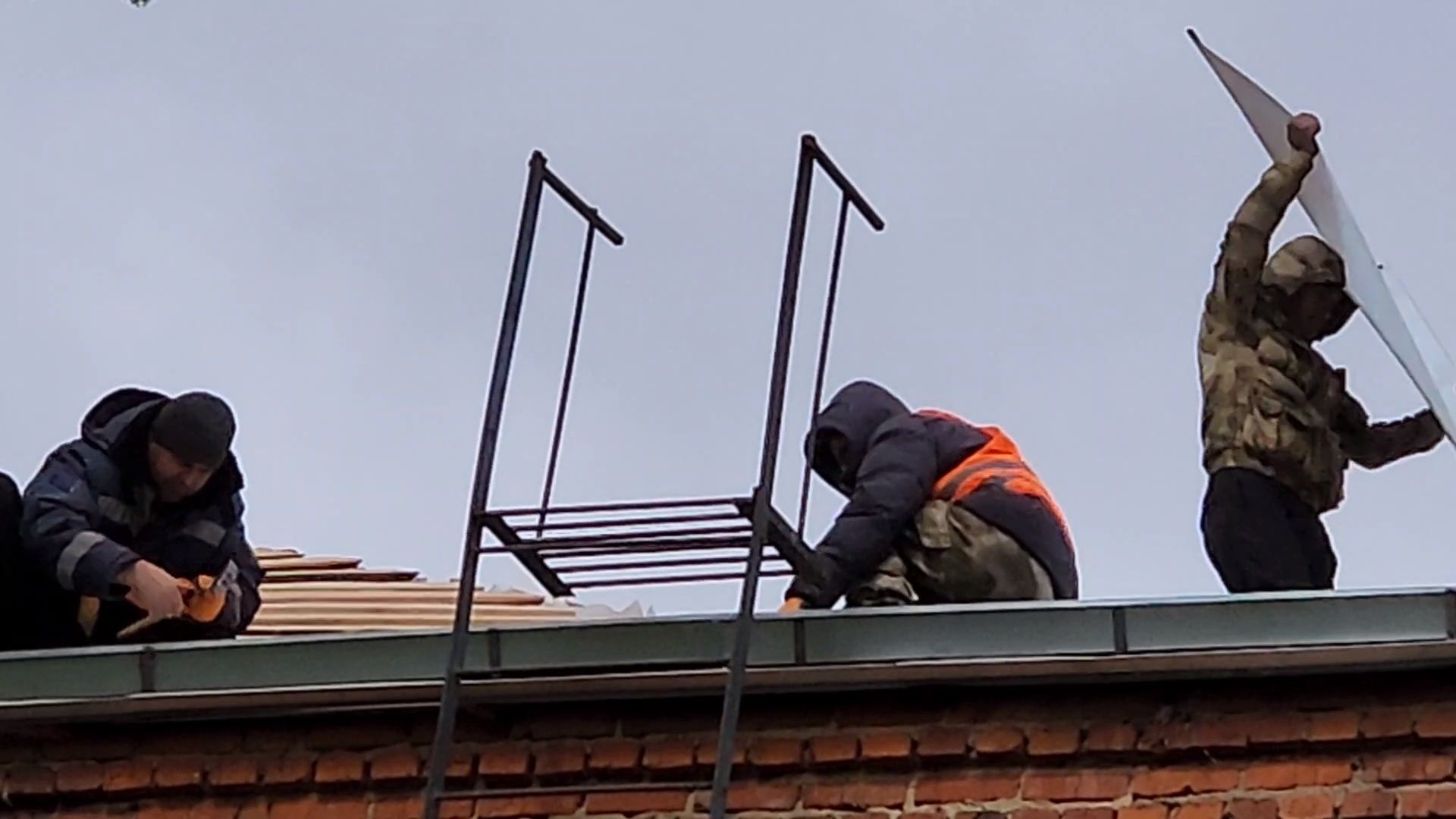 Чехов, улица Ильича, жилой дом, ремонт кровли, крыша, капитальный ремонт, гидроизоляция, теплоизоляция, стропила и перекрытия, каркас кровли, фонд капремонта московской области,