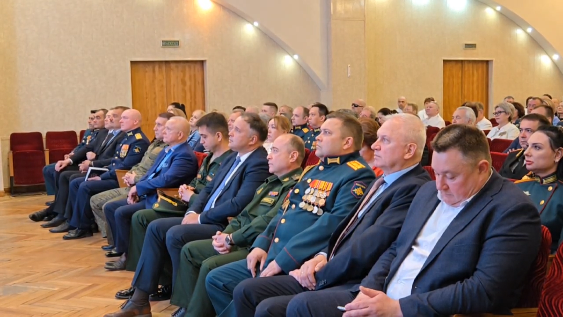 военные врачи, военный госпиталь, сво, военный хирург, госпиталь вишневского, госпиталь одинцово,