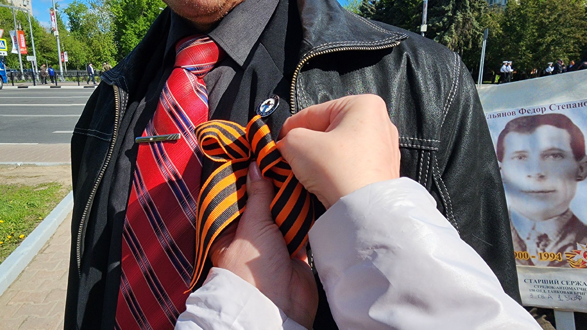 домодедово, подмосковье , ленточка, георгиевская лента, митинг, обелиск славы, памятник,