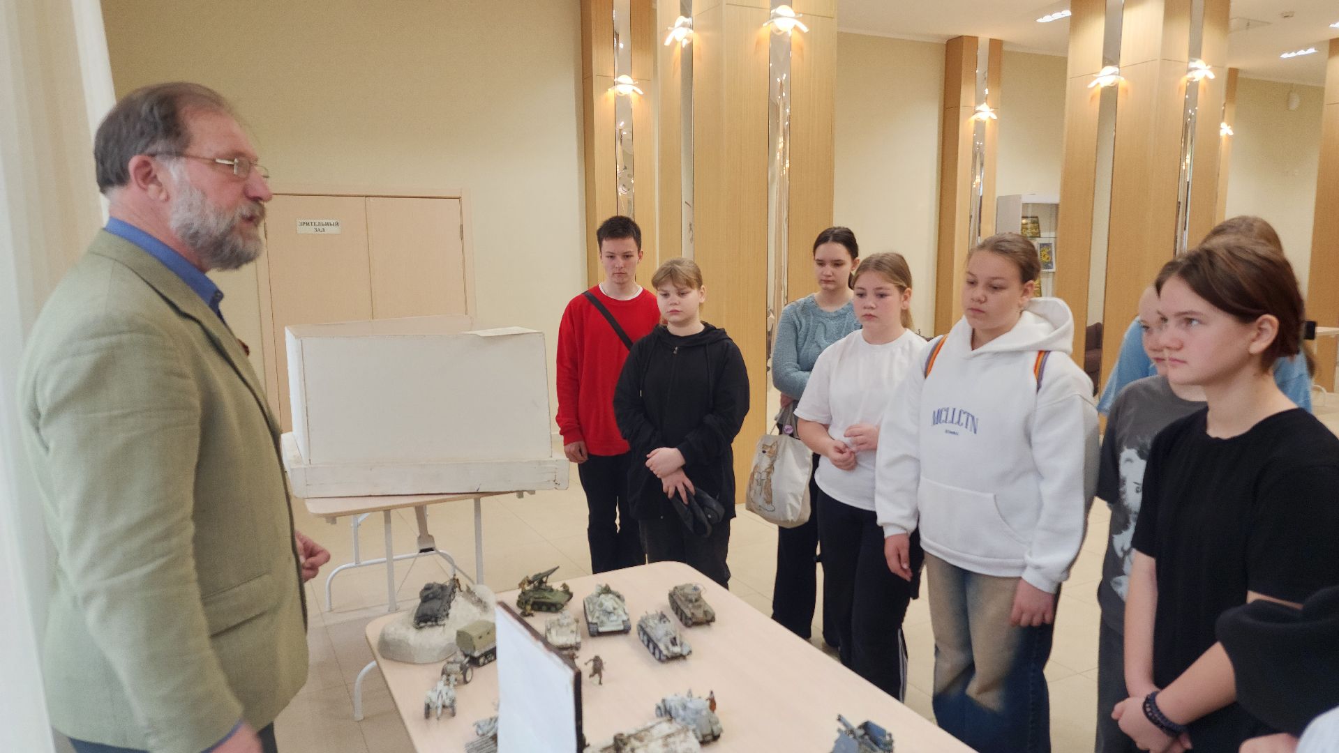 волоколамск, выставка масштабных моделей , 9 мая,