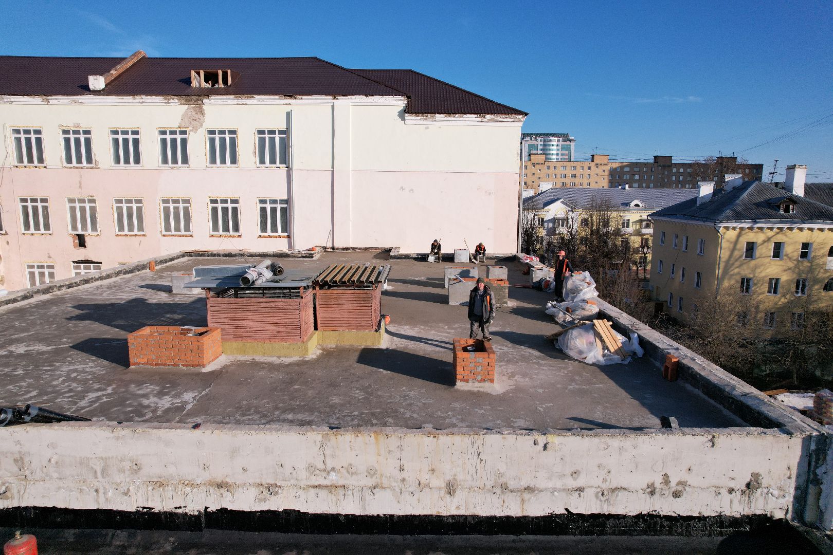 видео с коптера, капремонт школы 1 в серпухове,