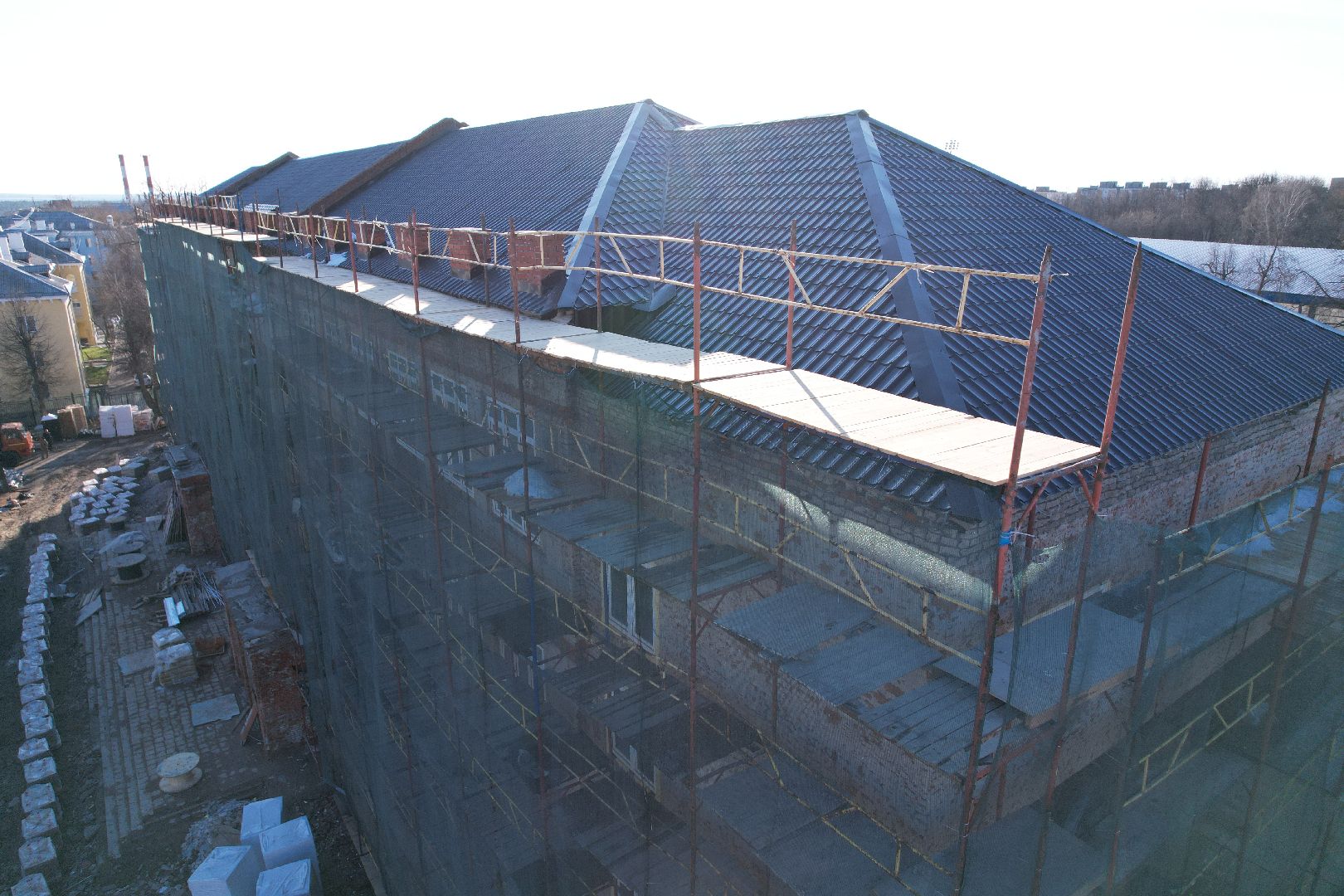 видео с коптера, капремонт школы 1 в серпухове,