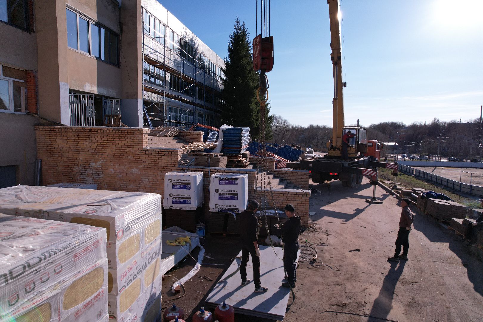 видео с коптера, капремонт школы 2 в серпухове,