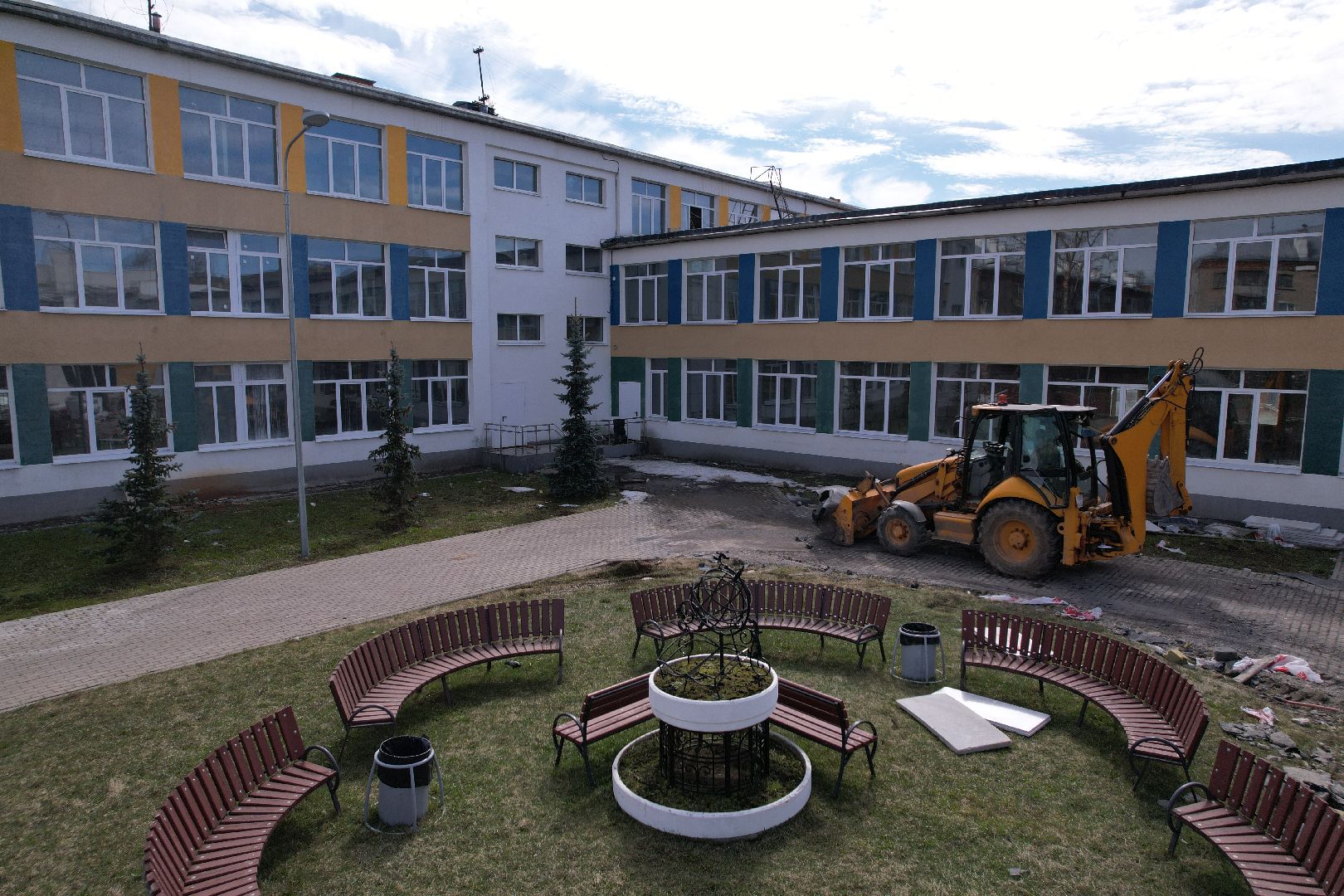 видео с коптера, капремонт школы 9 в серпухове,