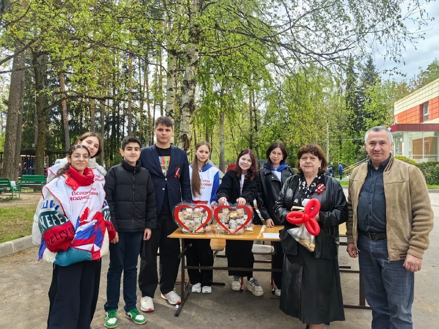 помощь СВО, школа Попова, Власиха школа Попова, благотворительная ярмарка,