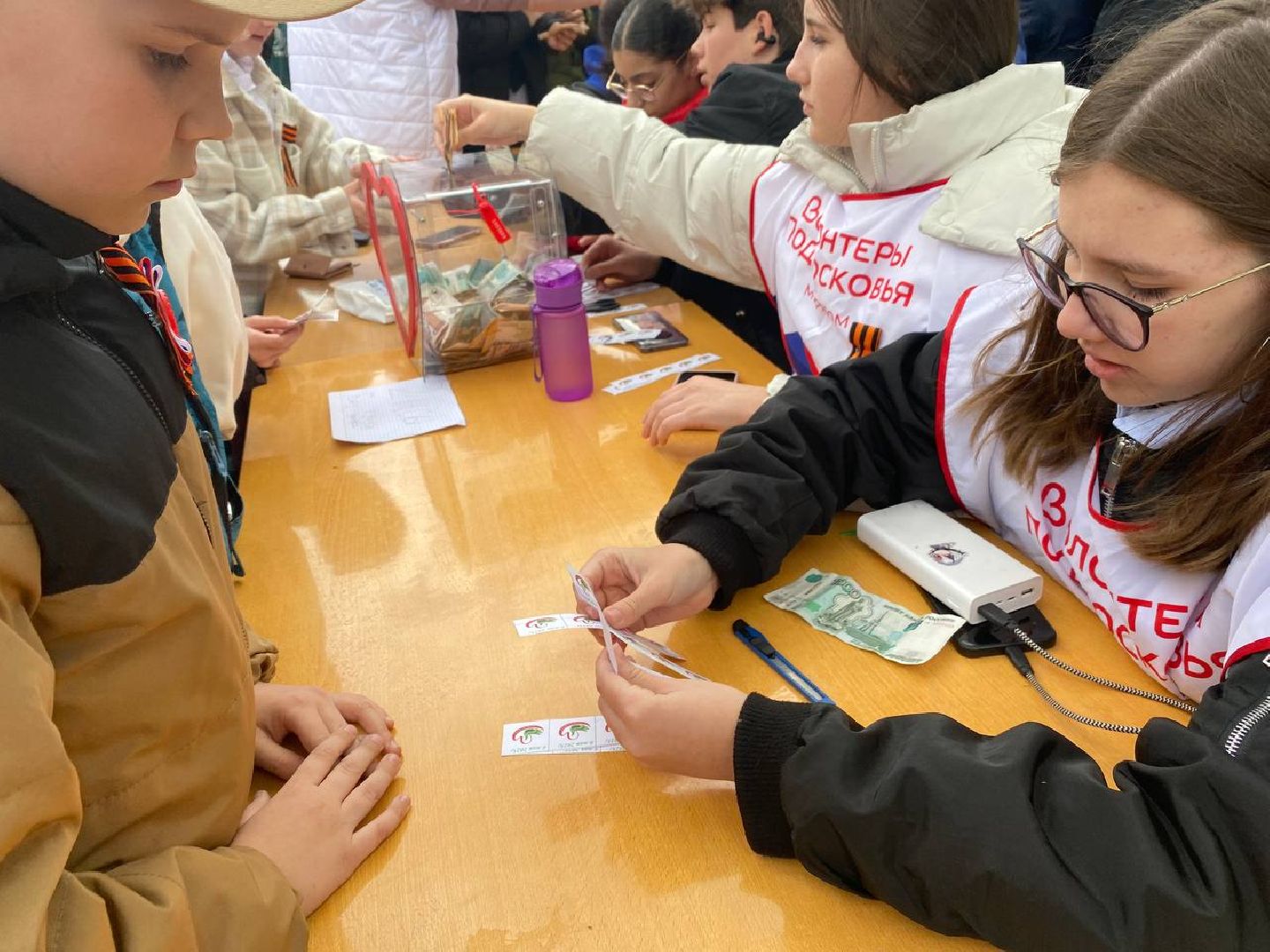 помощь СВО, школа Попова, Власиха школа Попова, благотворительная ярмарка,