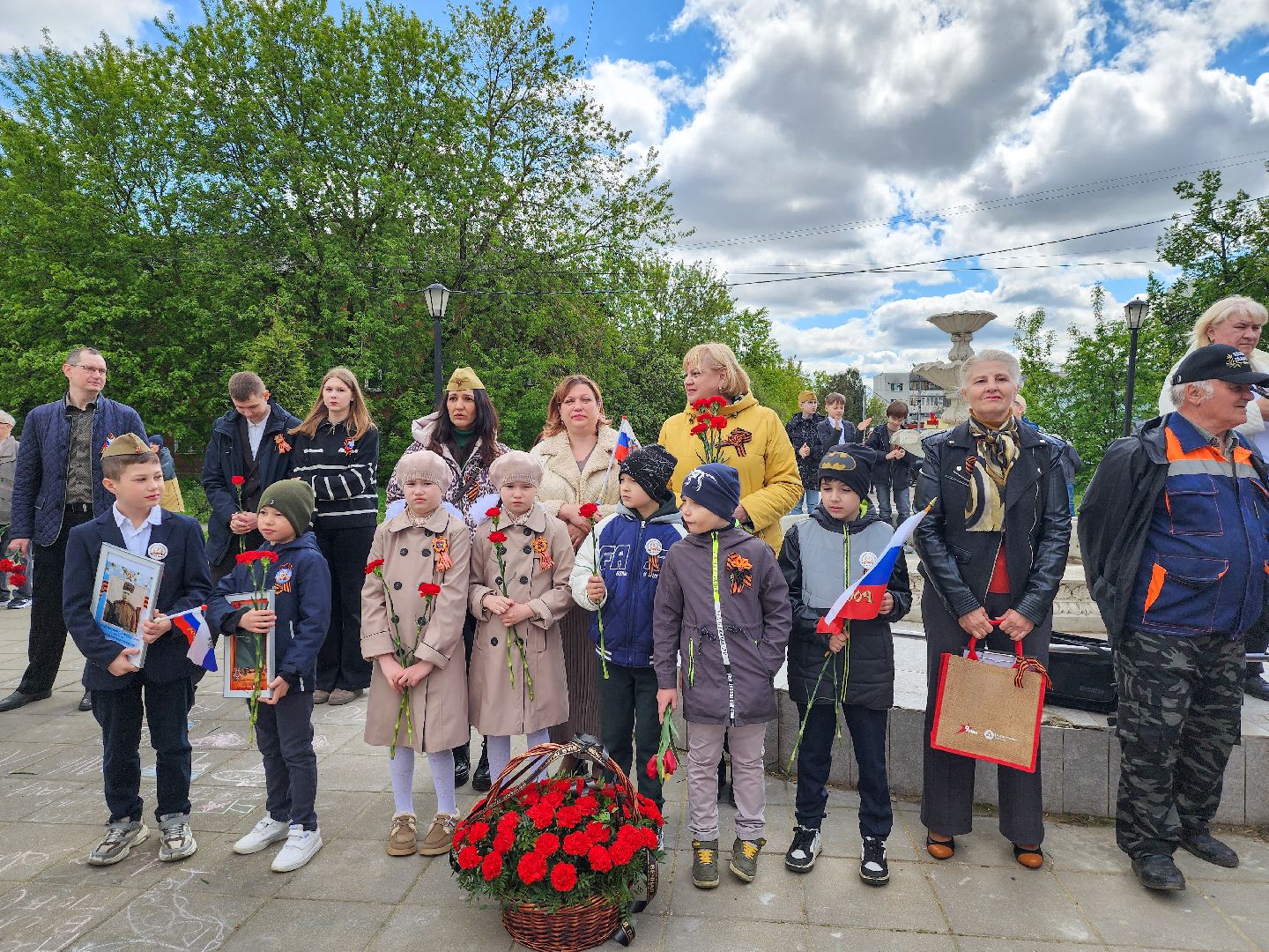 Подольск, Поселок Быково, Митинг, Возложение цветов,