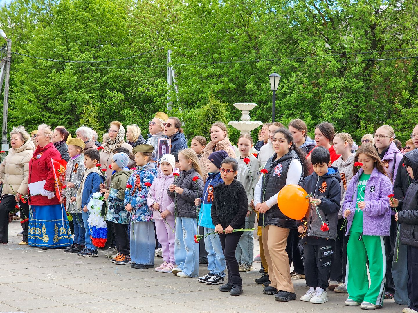 Подольск, Поселок Быково, Митинг, Возложение цветов,