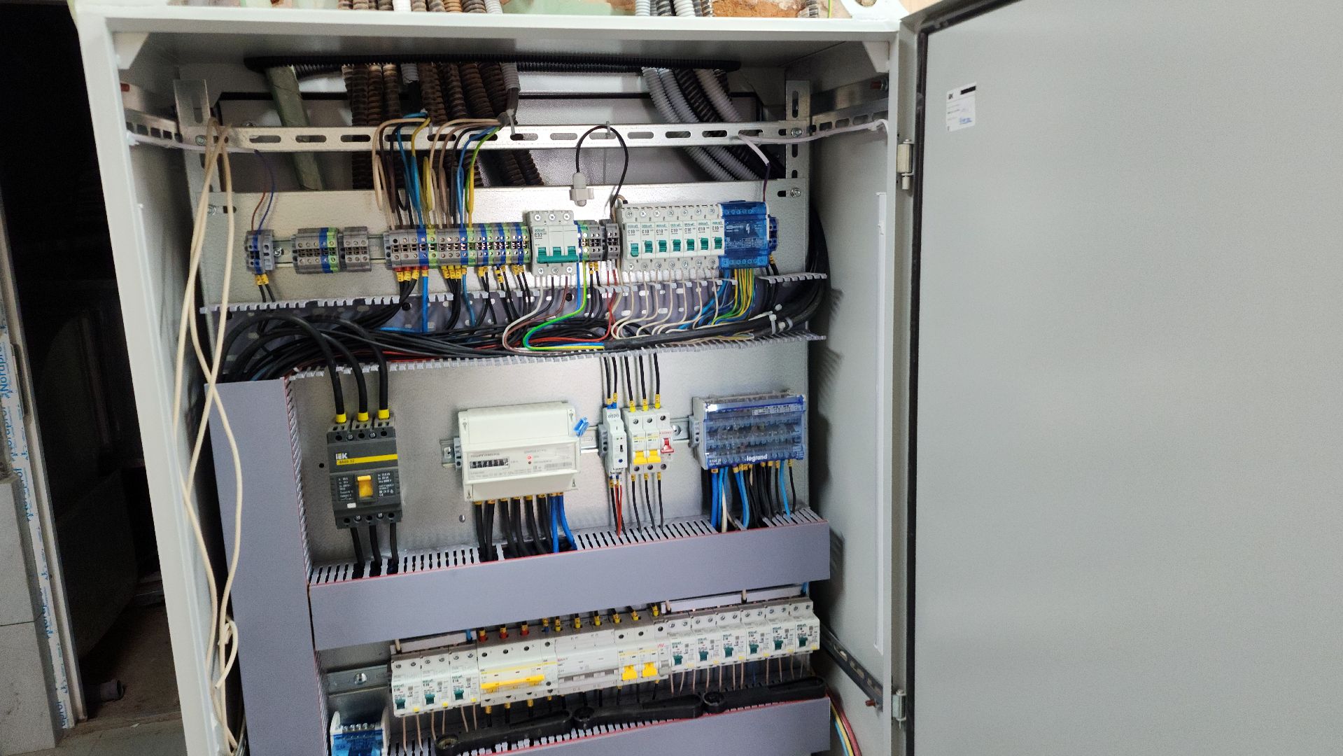 волоколамск, ремонт спортивного сооружения, гвардия,