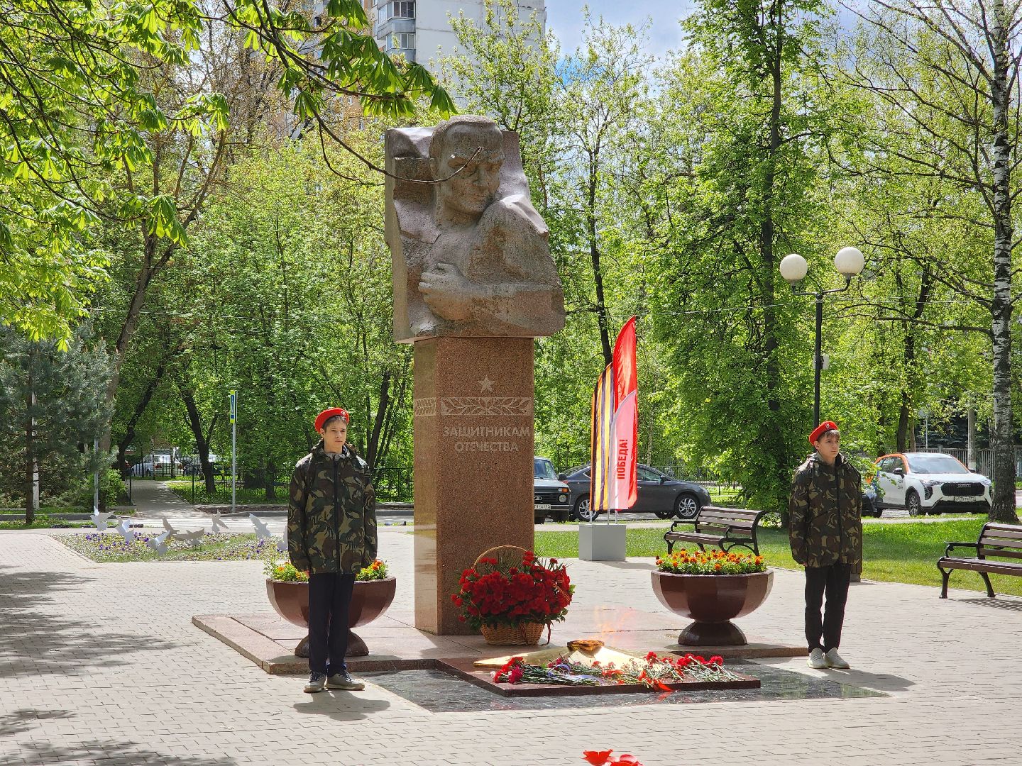 королёв, благоустройство центрального сквера в королеве, вечный огонь в королеве, день победы в королеве,