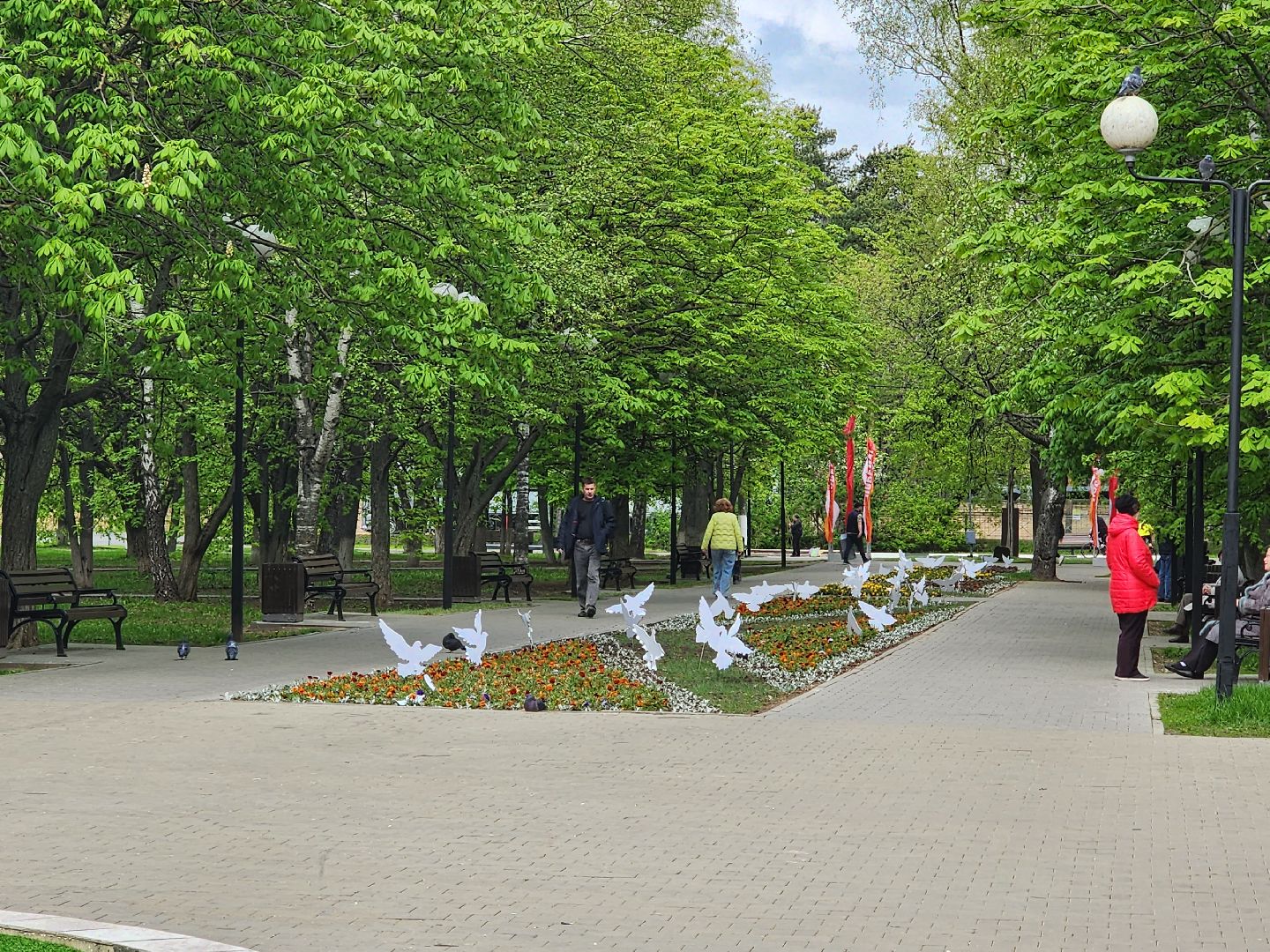 королёв, благоустройство центрального сквера в королеве, вечный огонь в королеве, день победы в королеве,