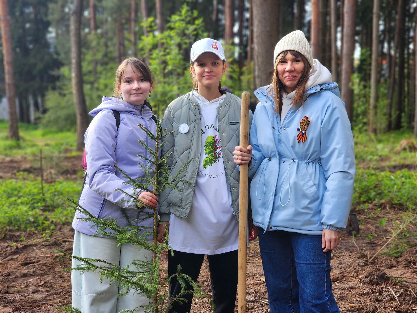 дубна, сад памяти, день победы, волонтеры подмосковья, молодая гвардия, юнармия,