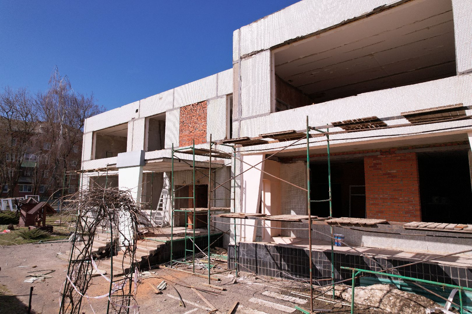 видео с коптера, детский сад улыбка, ремонт детского сада серпухов,