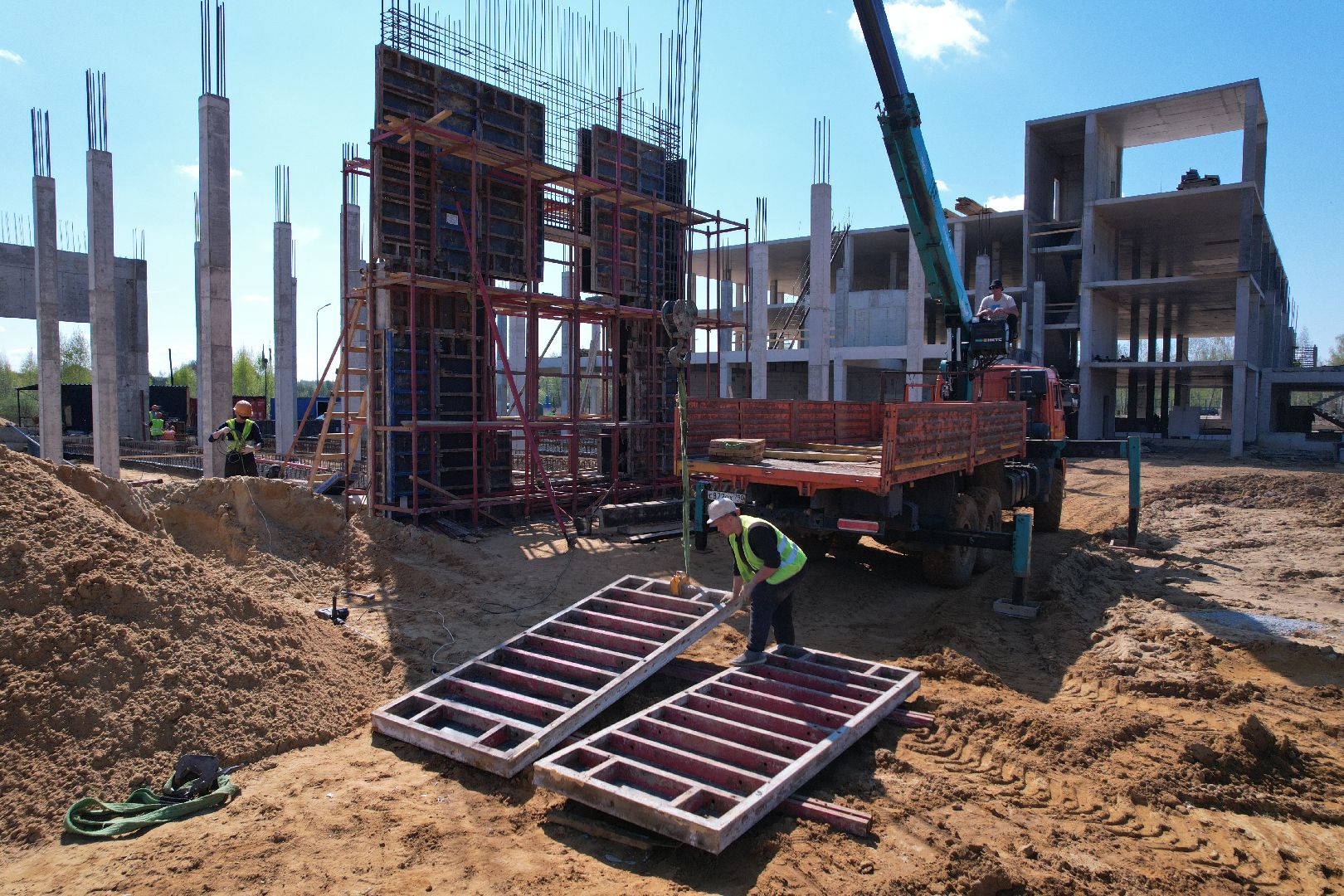 видео с коптера,  центр обслуживания грузового транспорта в Бронницах,