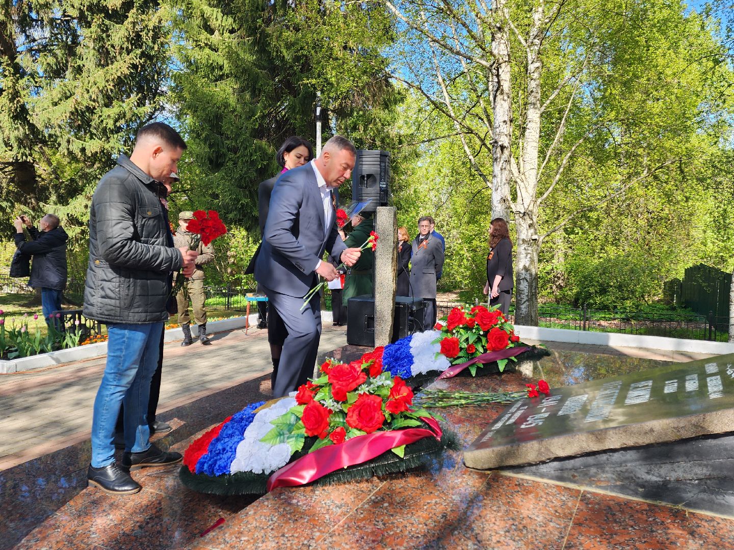 Чехов , микрорайон Венюково , обелиск, мемориал, возложение цветов , День Победы , возложение венков, торжественная церемония,