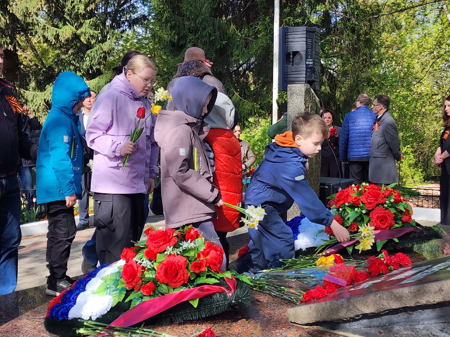 Чехов , микрорайон Венюково , обелиск, мемориал, возложение цветов , День Победы , возложение венков, торжественная церемония,