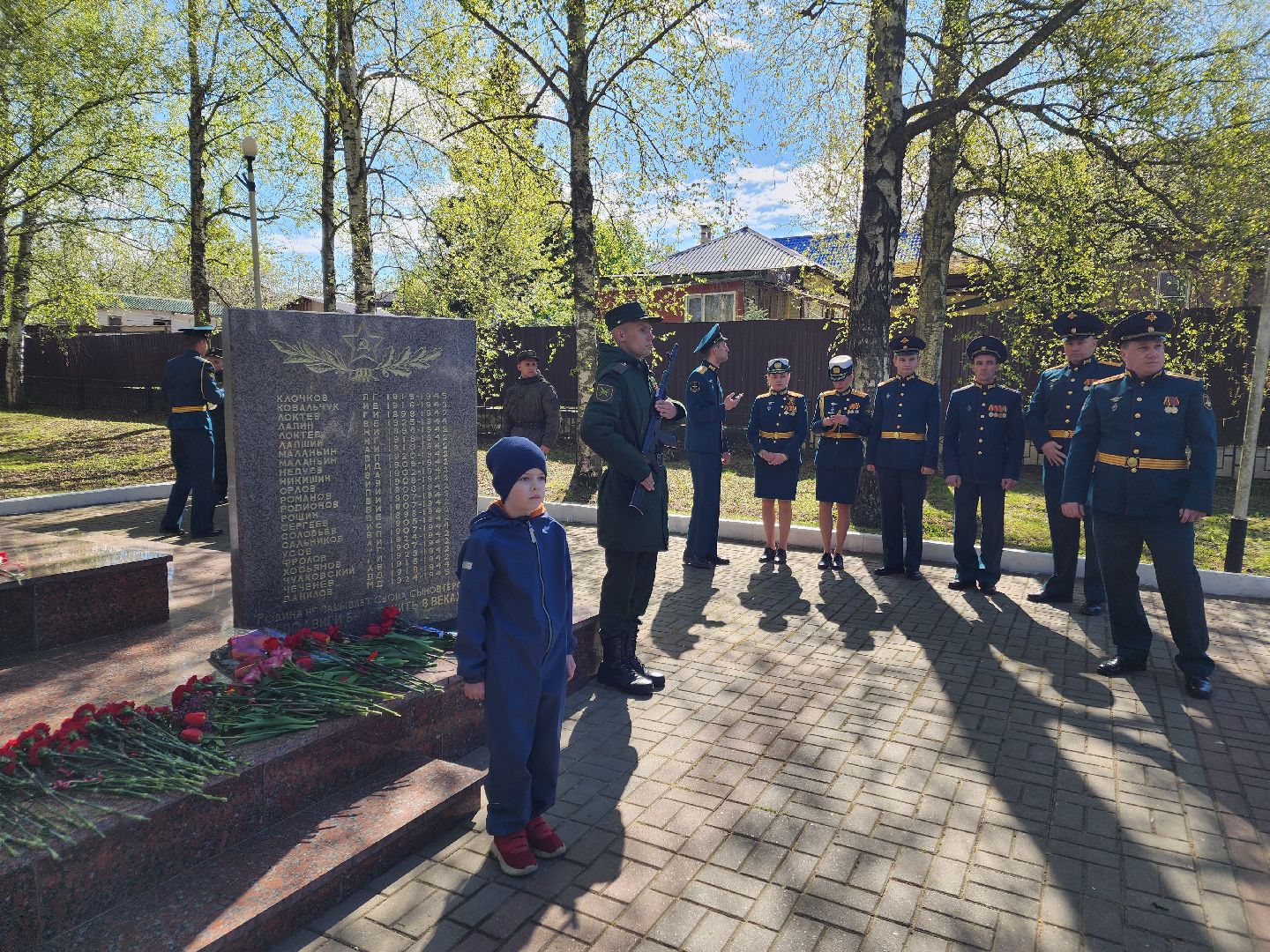 Чехов , микрорайон Венюково , обелиск, мемориал, возложение цветов , День Победы , возложение венков, торжественная церемония,