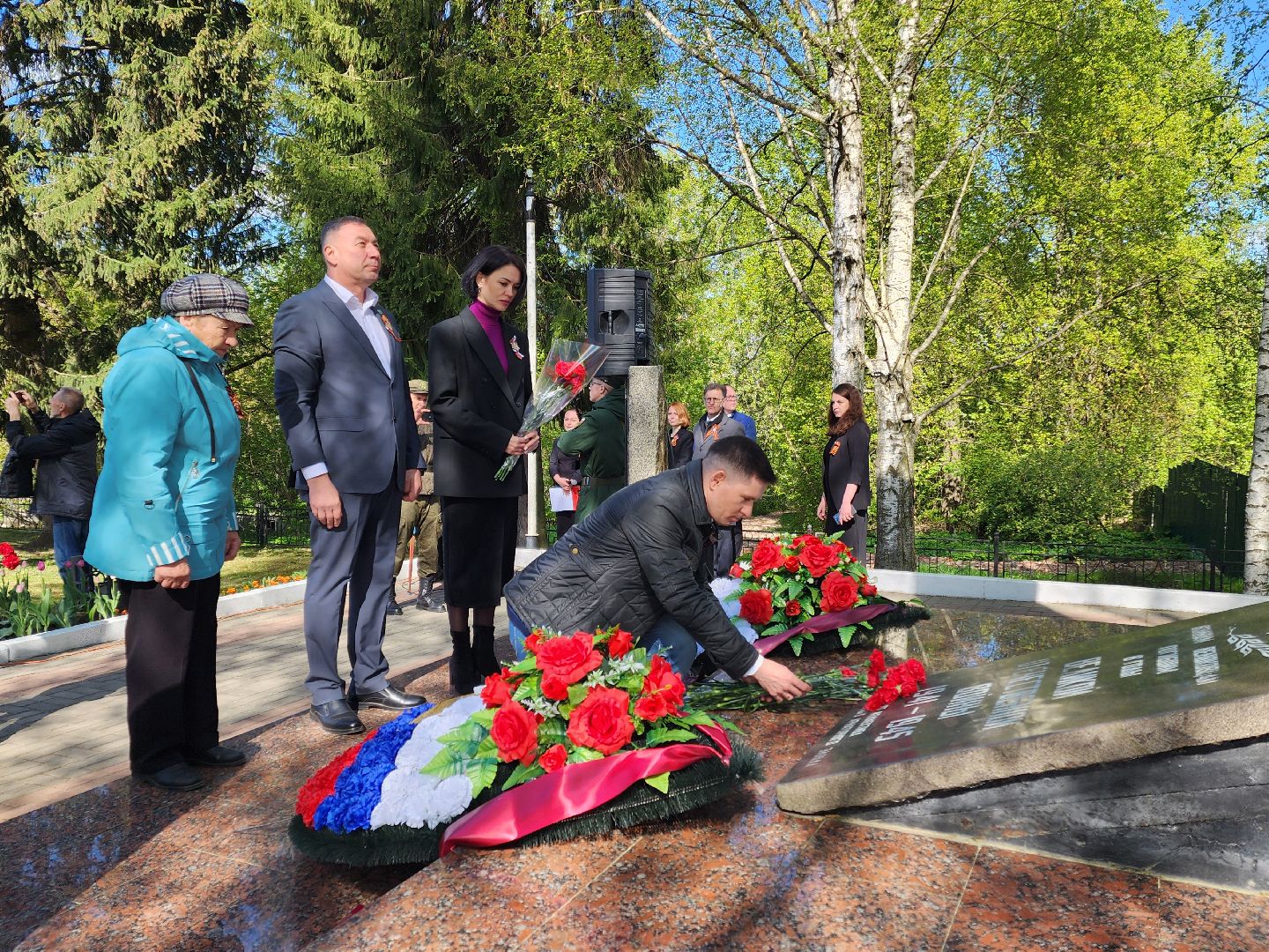 Чехов , микрорайон Венюково , обелиск, мемориал, возложение цветов , День Победы , возложение венков, торжественная церемония,