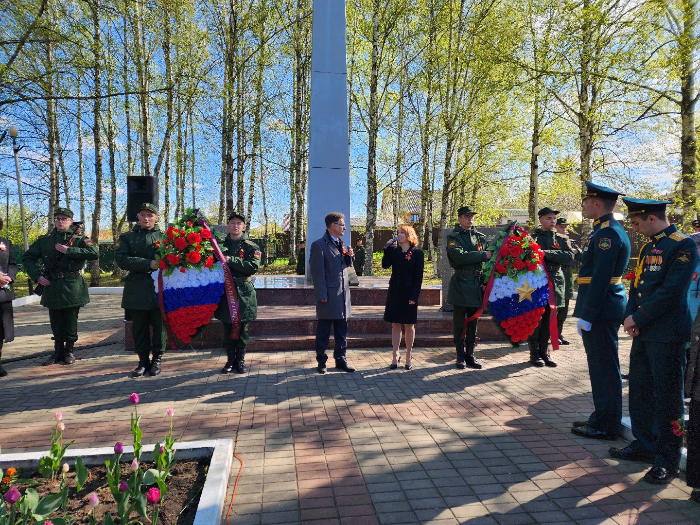 Чехов , микрорайон Венюково , обелиск, мемориал, возложение цветов , День Победы , возложение венков, торжественная церемония,