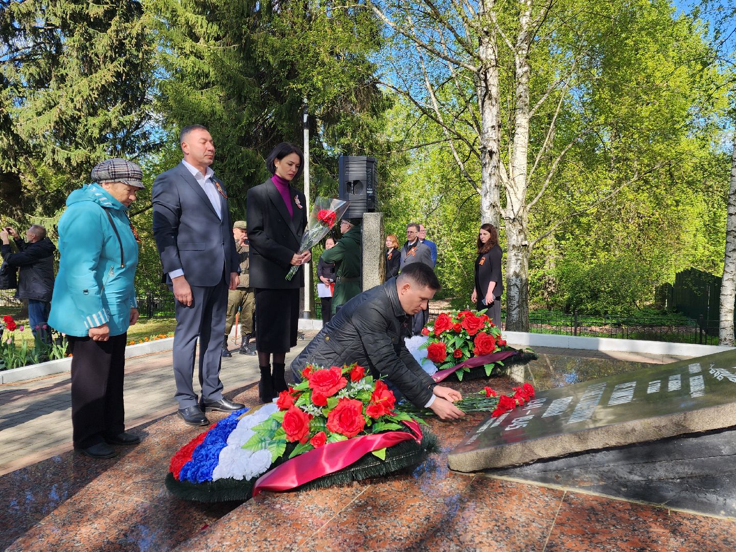 Чехов , микрорайон Венюково , обелиск, мемориал, возложение цветов , День Победы , возложение венков, торжественная церемония,