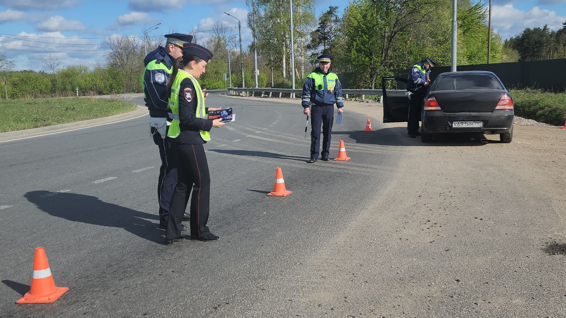 пушкино, госавтоинспекция, рейд детское кресло, рейд безопасности, 9 мая, георгиевская лента, световозвращатели,вертикалки,
