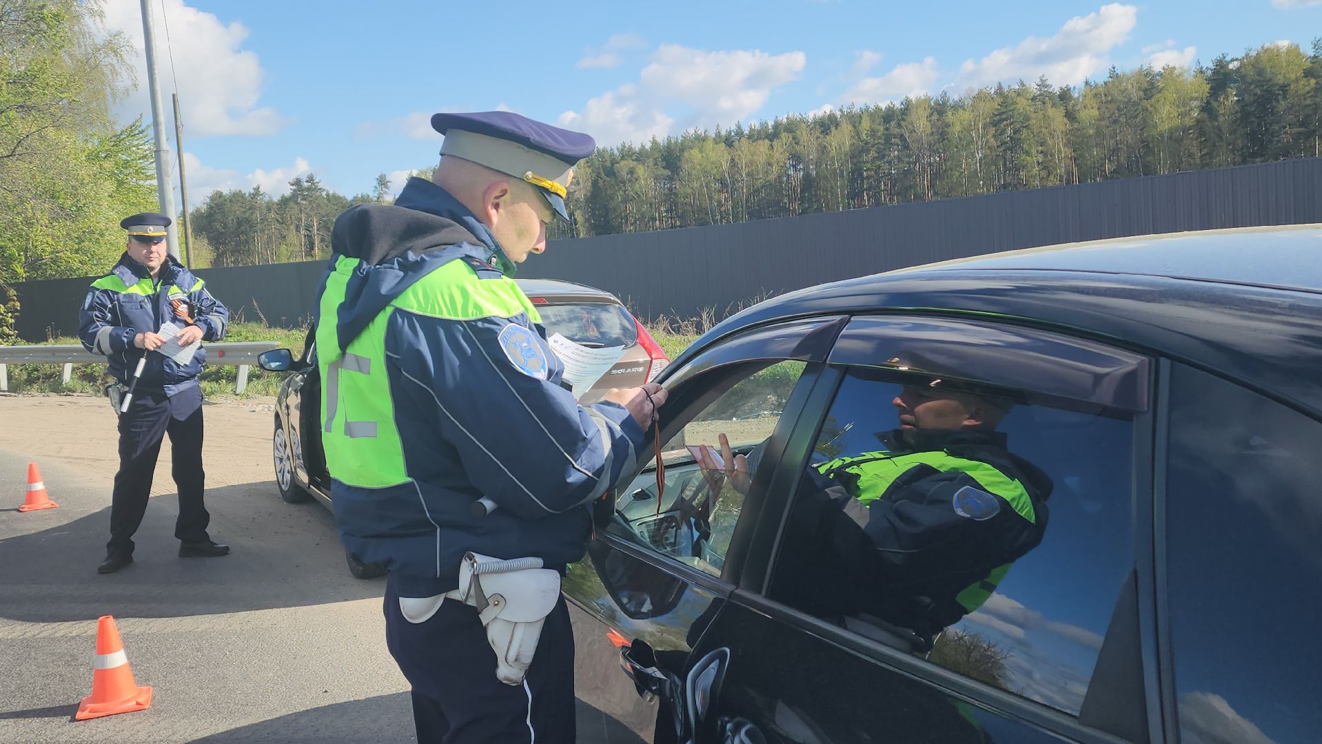 пушкино, госавтоинспекция, рейд детское кресло, рейд безопасности, 9 мая, георгиевская лента, световозвращатели,вертикалки,