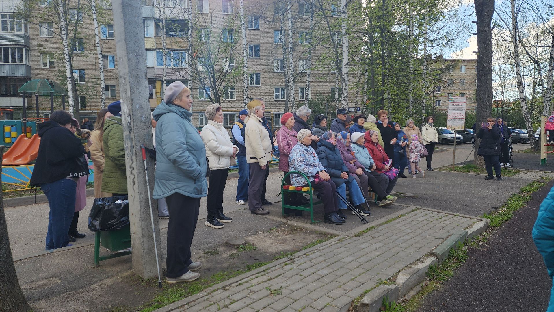 пушкинский округ, поселок,акция, песни победы, песни военных лет, жители,музыка под открытым небом,