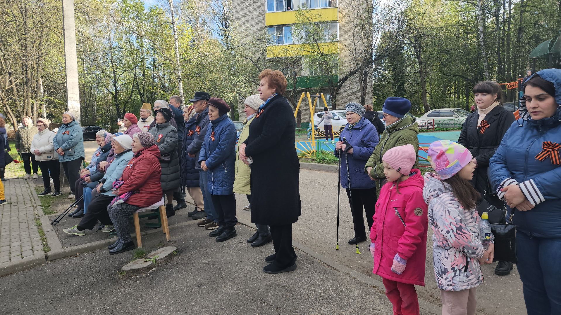 пушкинский округ, поселок,акция, песни победы, песни военных лет, жители,музыка под открытым небом,