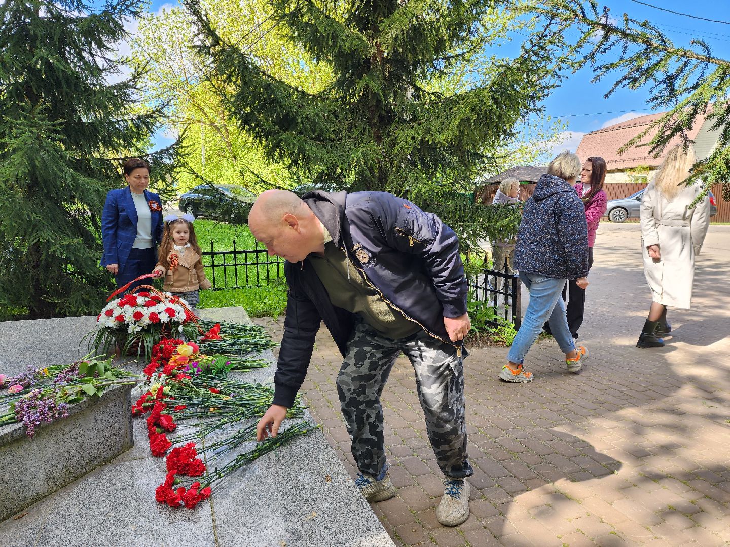раменское, 9 мая, возложение цветов к мемориалу в сафоново,