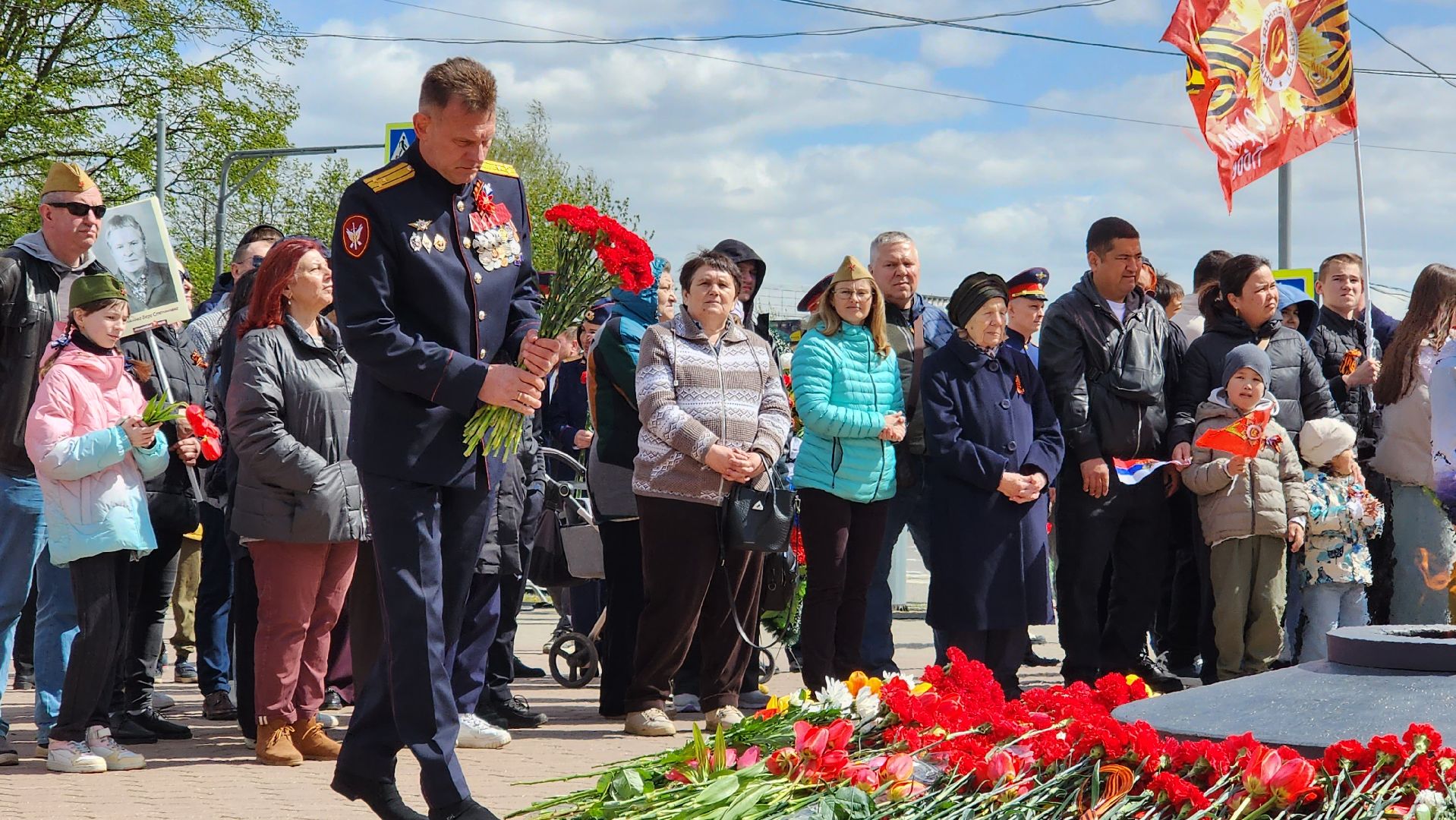 истра, митинг к 9 мая, снегири,