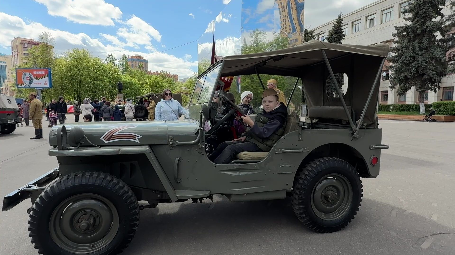 реутов, выставка военной техники, день победы,