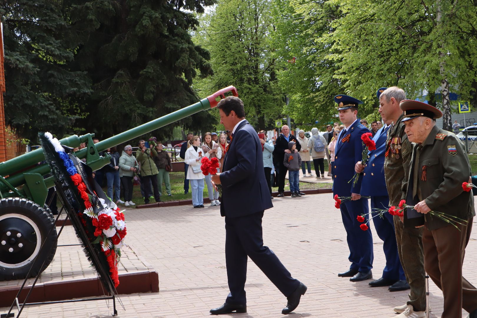 серебряные пруды, возложение, 9 мая, 80 лет победе,мемориал героям Великой Отечественной войны,