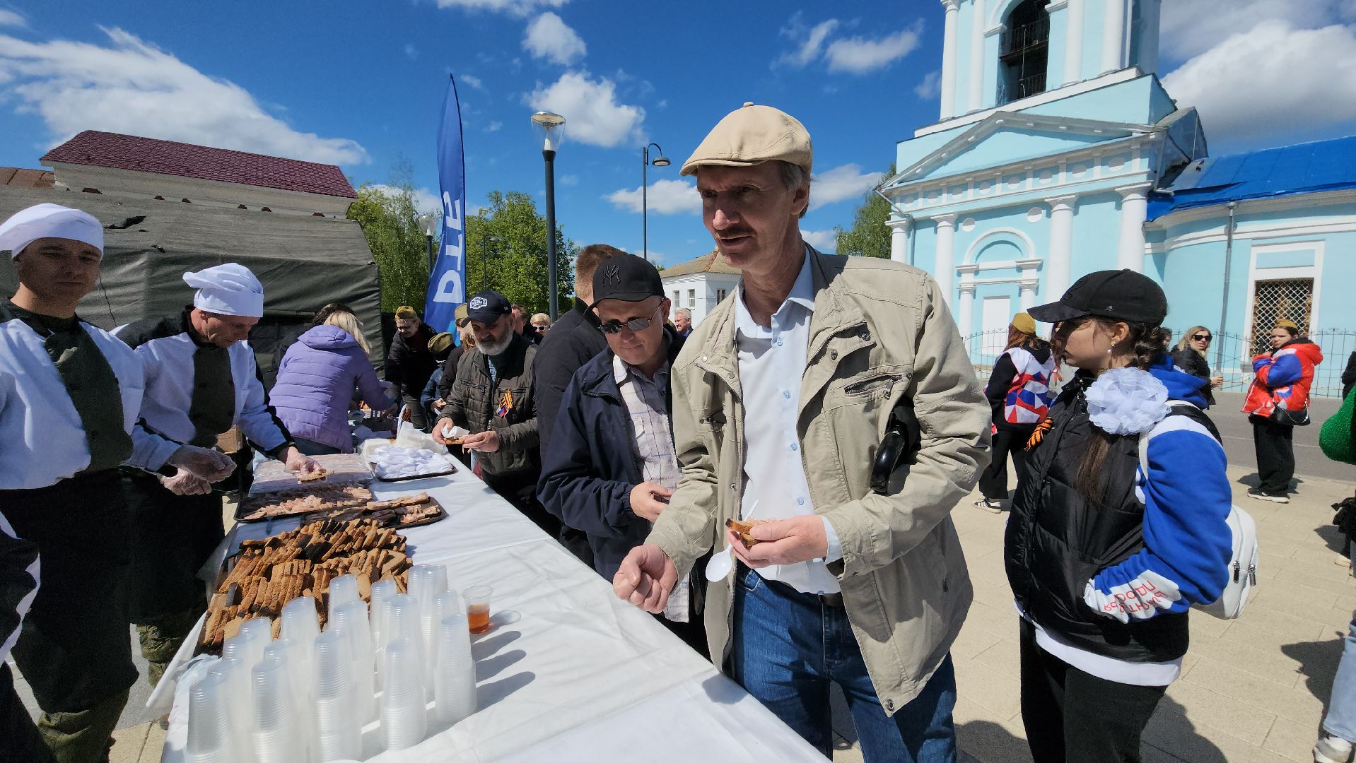 кашира, день победы, 9 мая, солдатская каша, раздача еды, праздник,