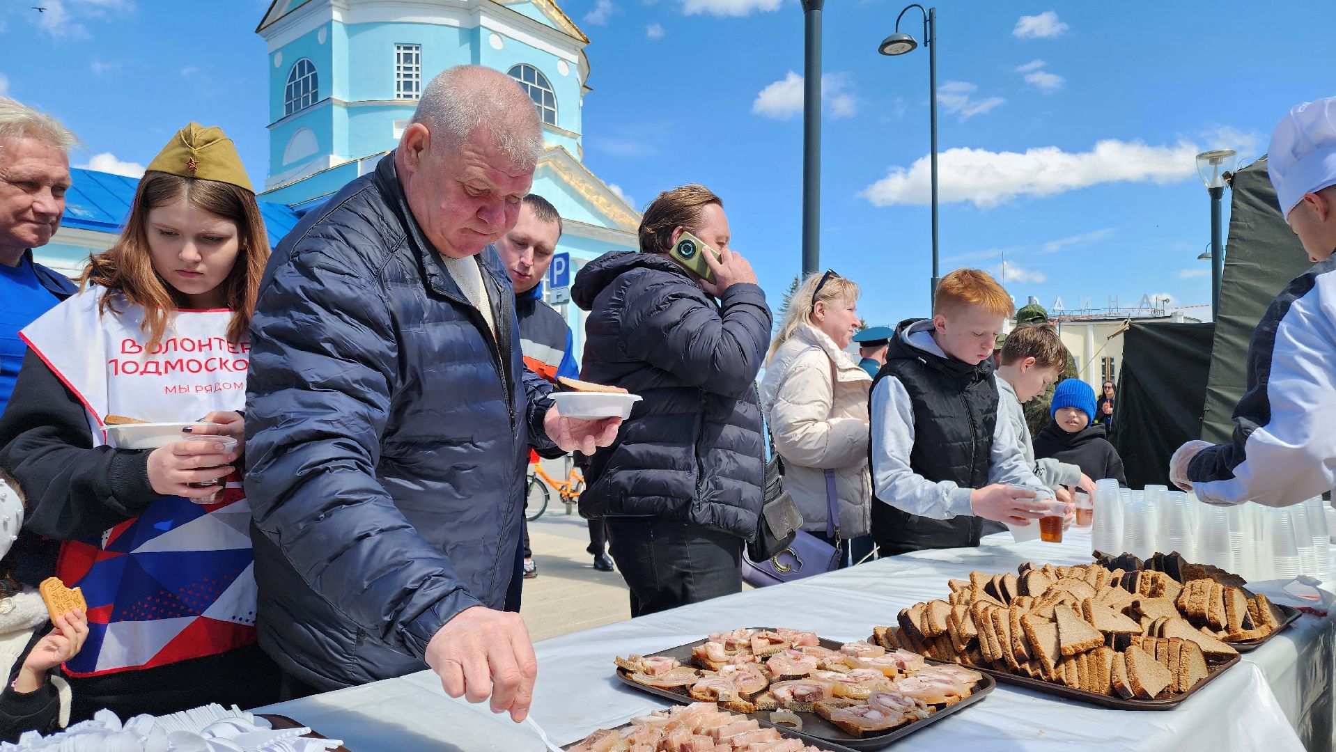 кашира, день победы, 9 мая, солдатская каша, раздача еды, праздник,