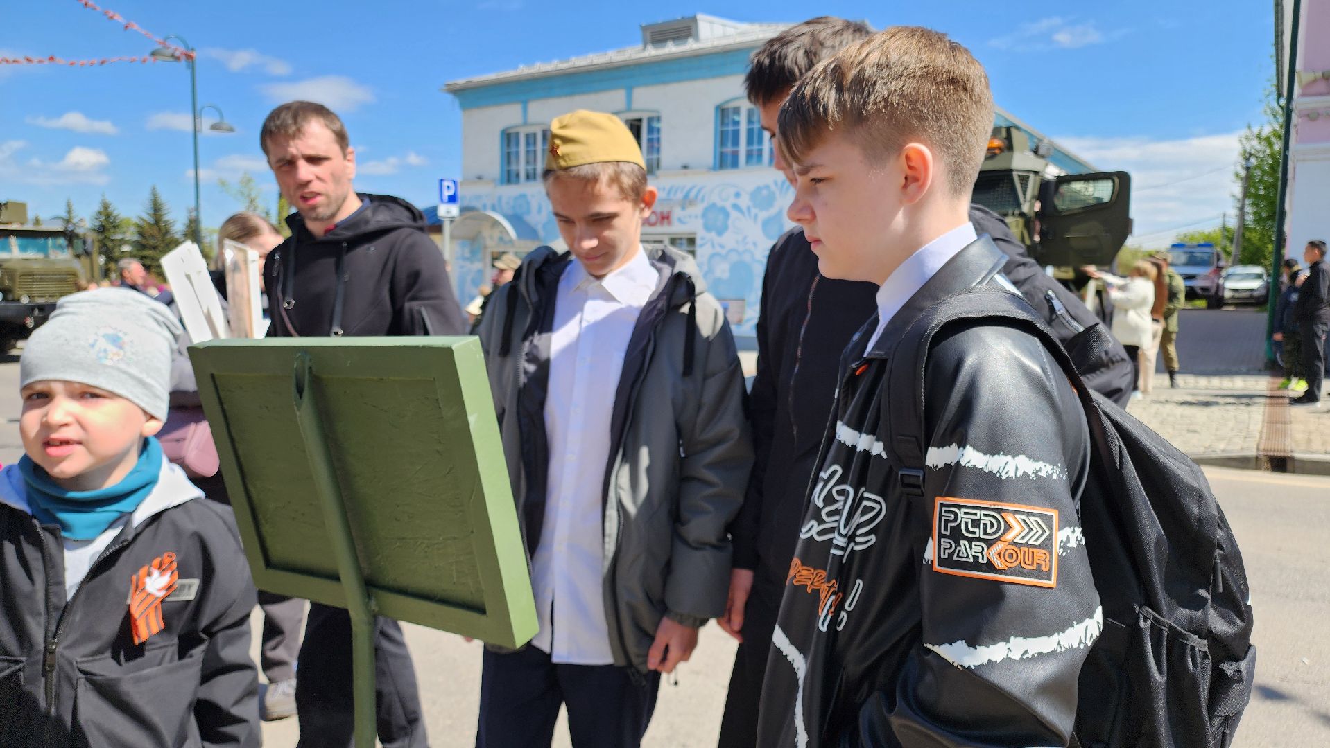 кашира, праздник , день победы, 9 мая, выставка военной техники,