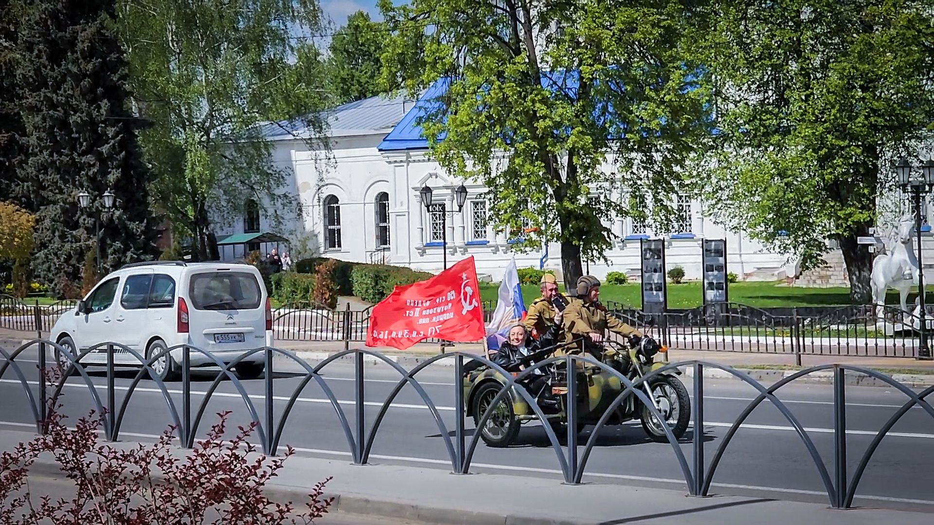 бронницы, день победы в бронницах, возложение цветов в день победы,