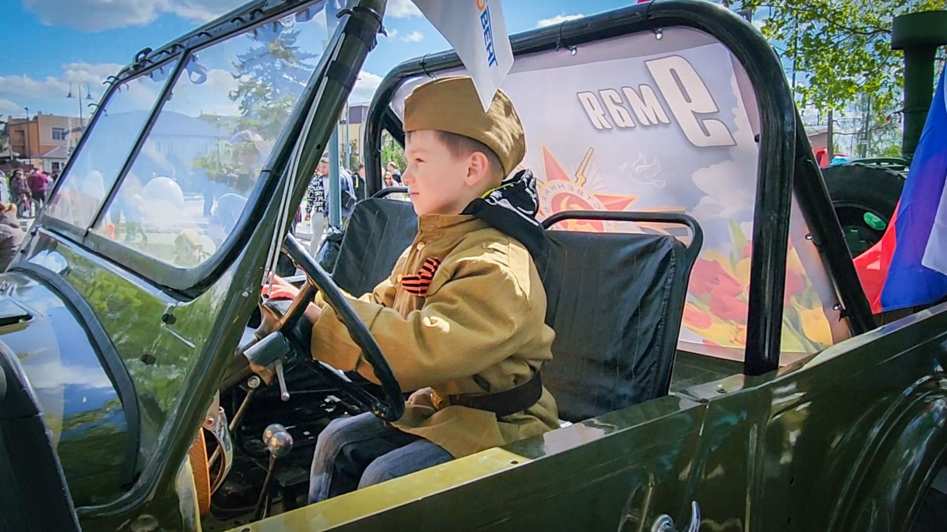 бронницы, день победы в бронницах, возложение цветов в день победы,