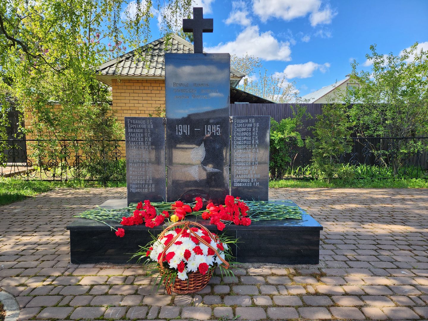 раменское, 9 мая, возложение цветов к мемориалу в деревне поповка,