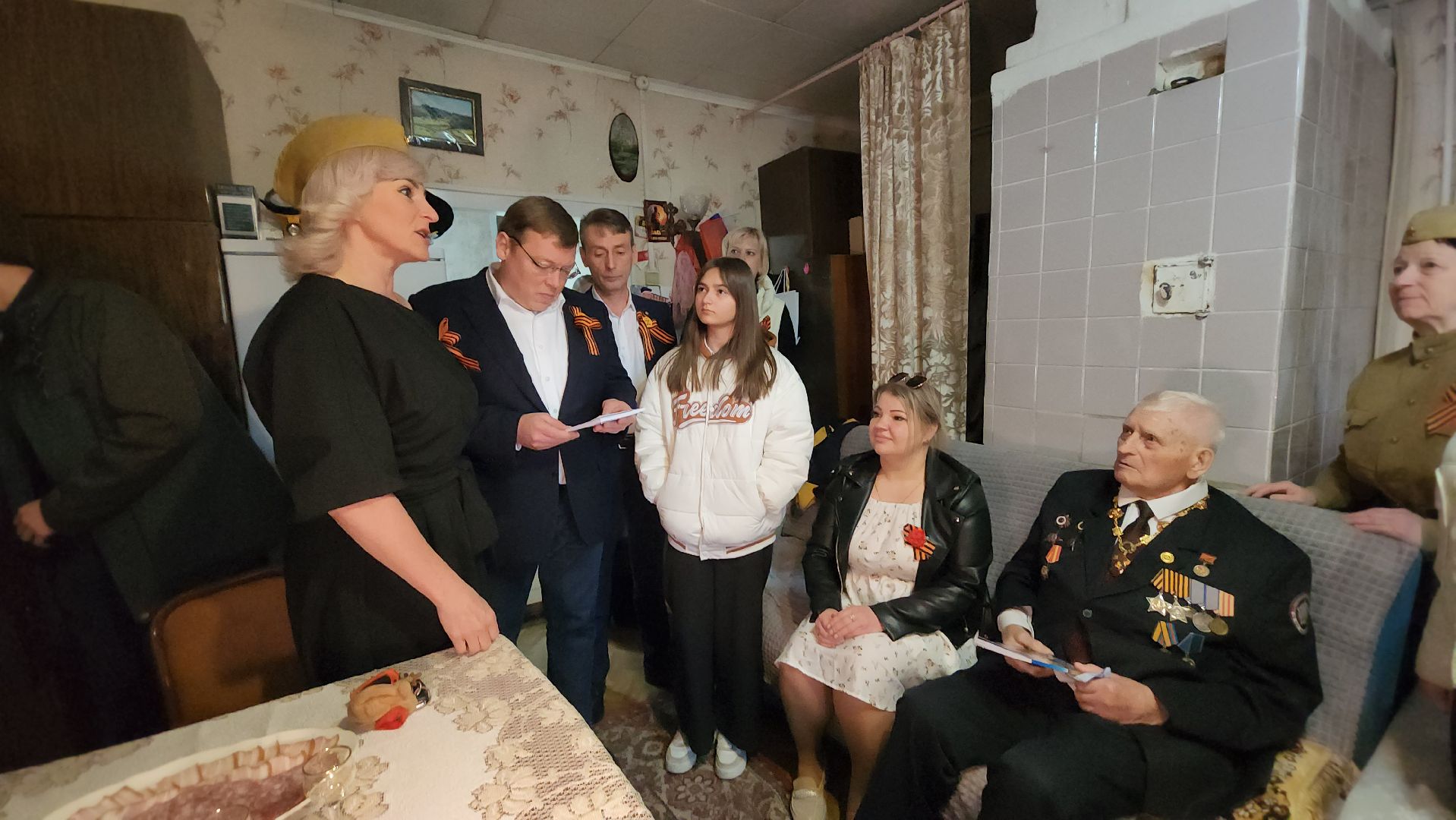 серпухов, ветеран вов николай козлов, юбилей победы, волонтеры серпухова,