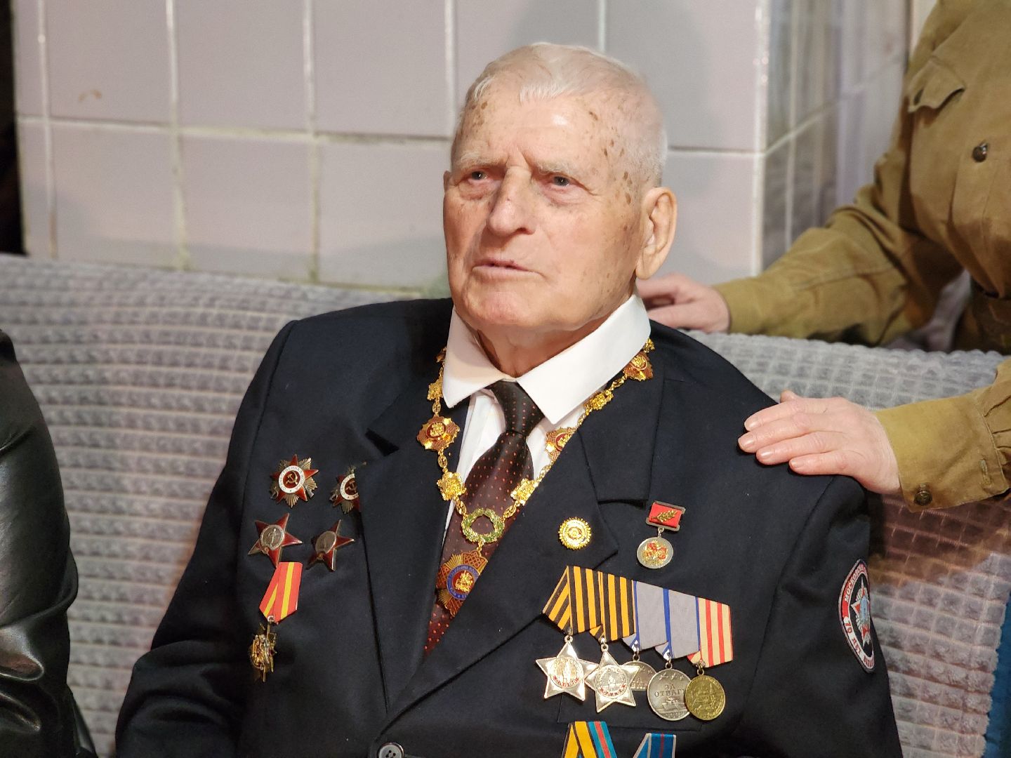 серпухов, ветеран вов николай козлов, юбилей победы, волонтеры серпухова,