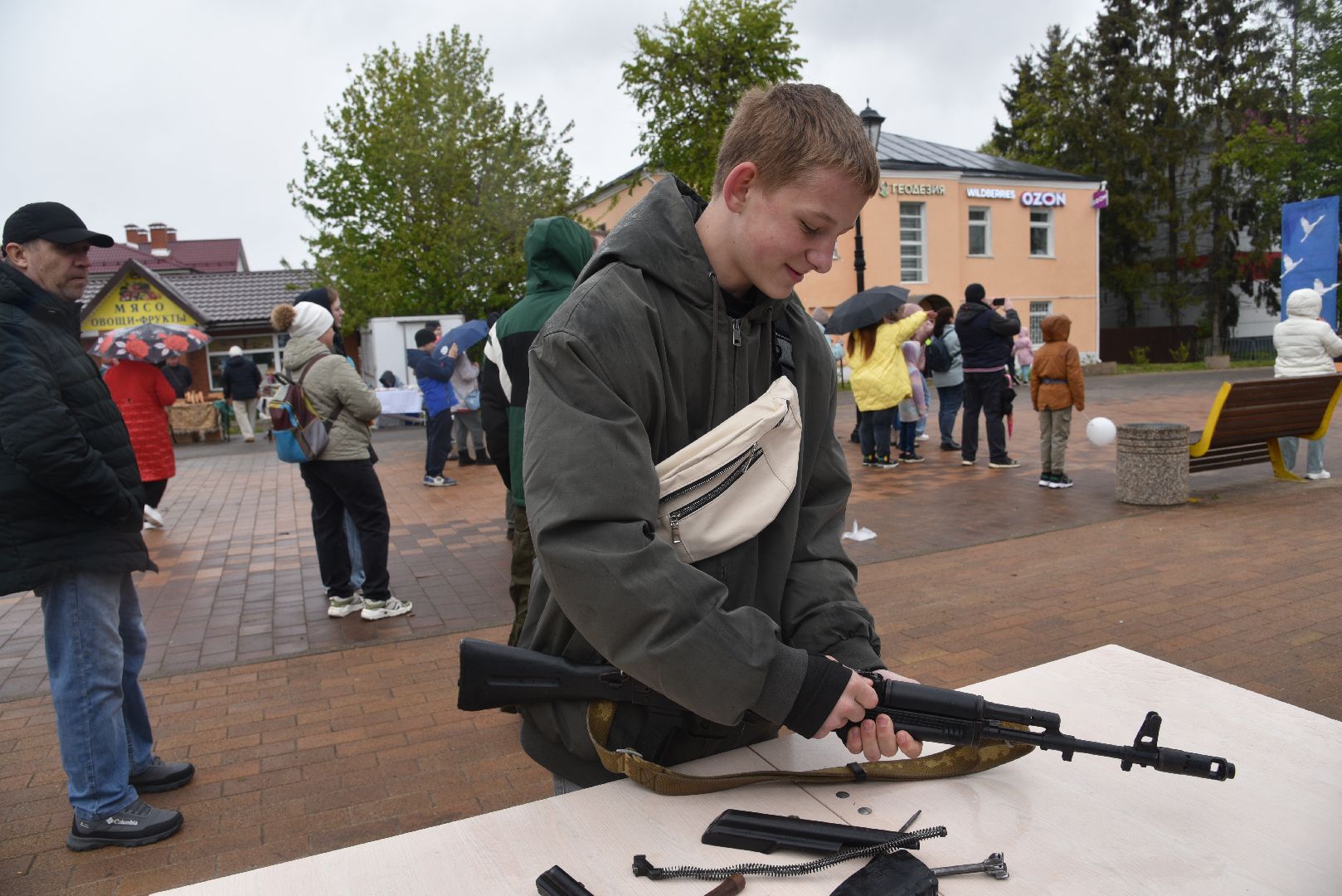 лотошино, день победы, мастер-класс, сборка автомата,