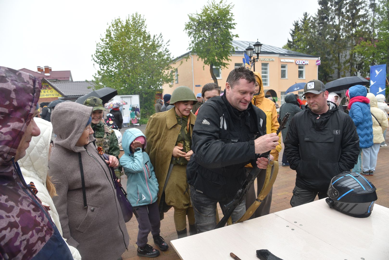 лотошино, день победы, мастер-класс, сборка автомата,