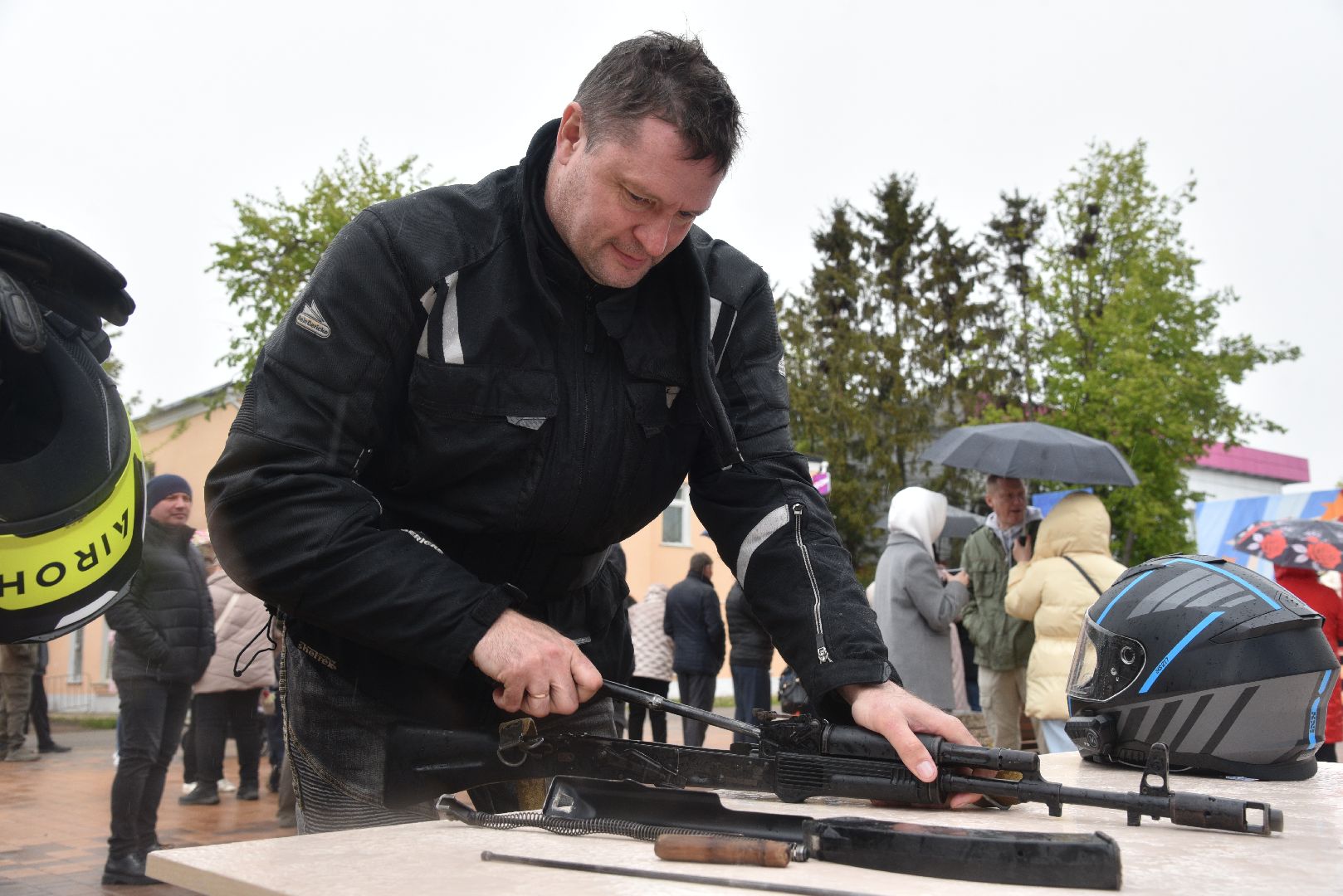 лотошино, день победы, мастер-класс, сборка автомата,