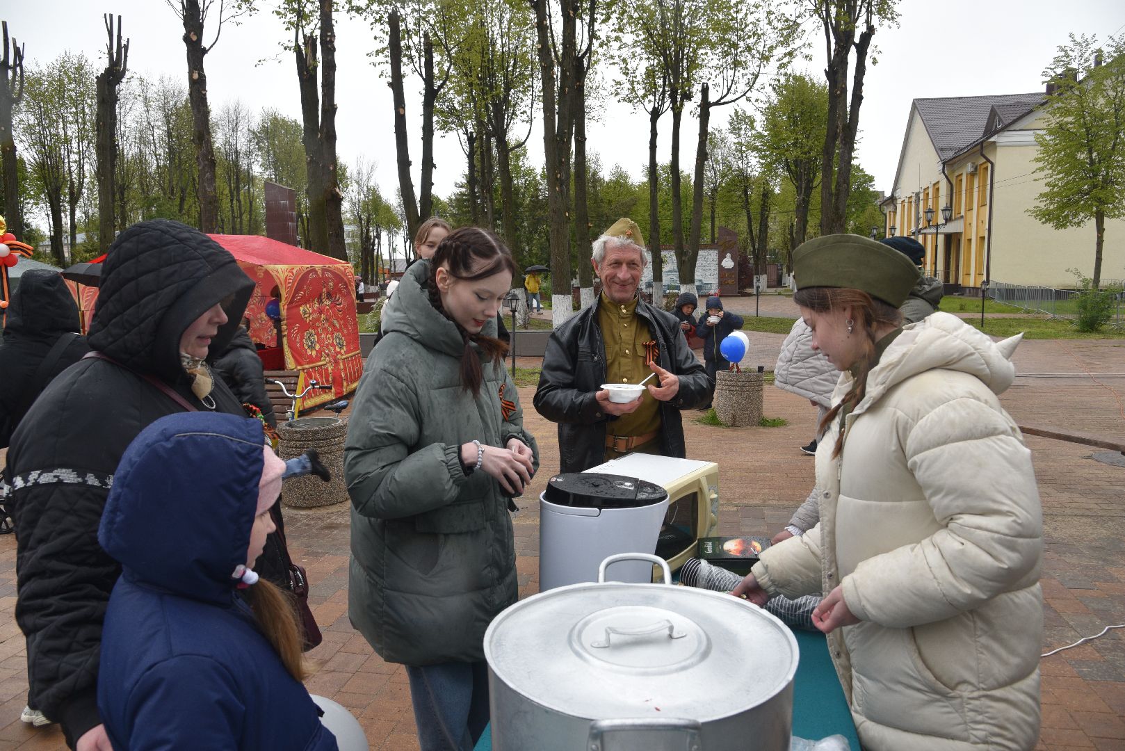 лотошино, день победы, полевая кухня, солдатская каша,