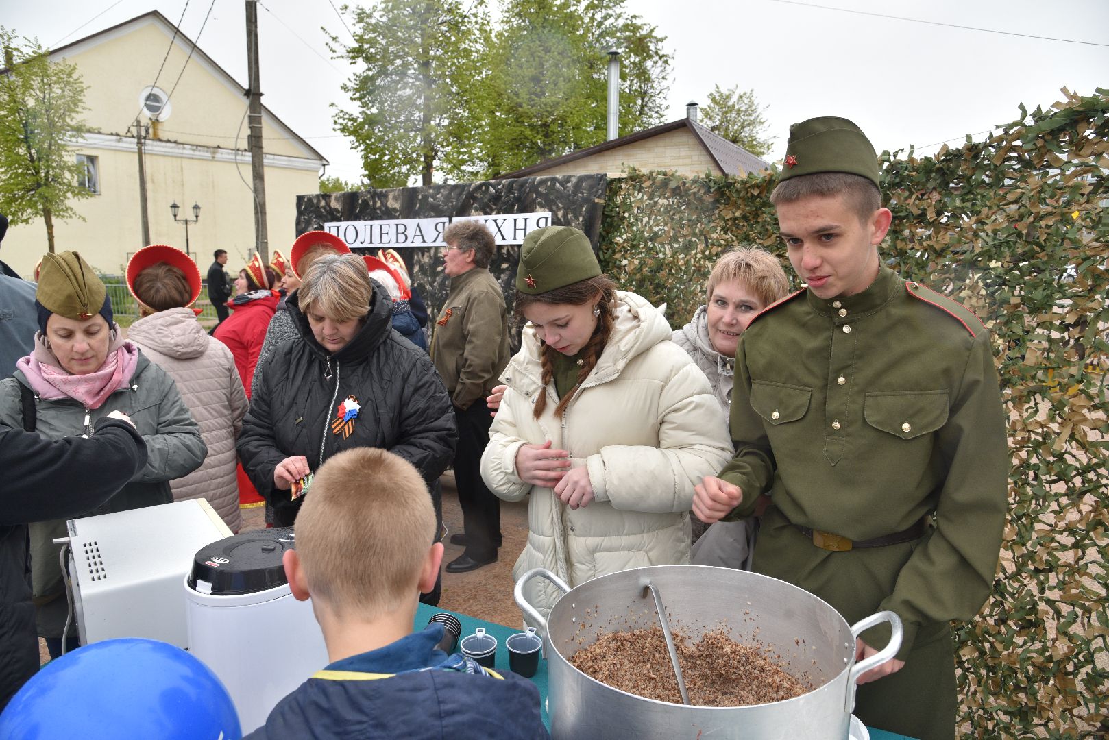 лотошино, день победы, полевая кухня, солдатская каша,