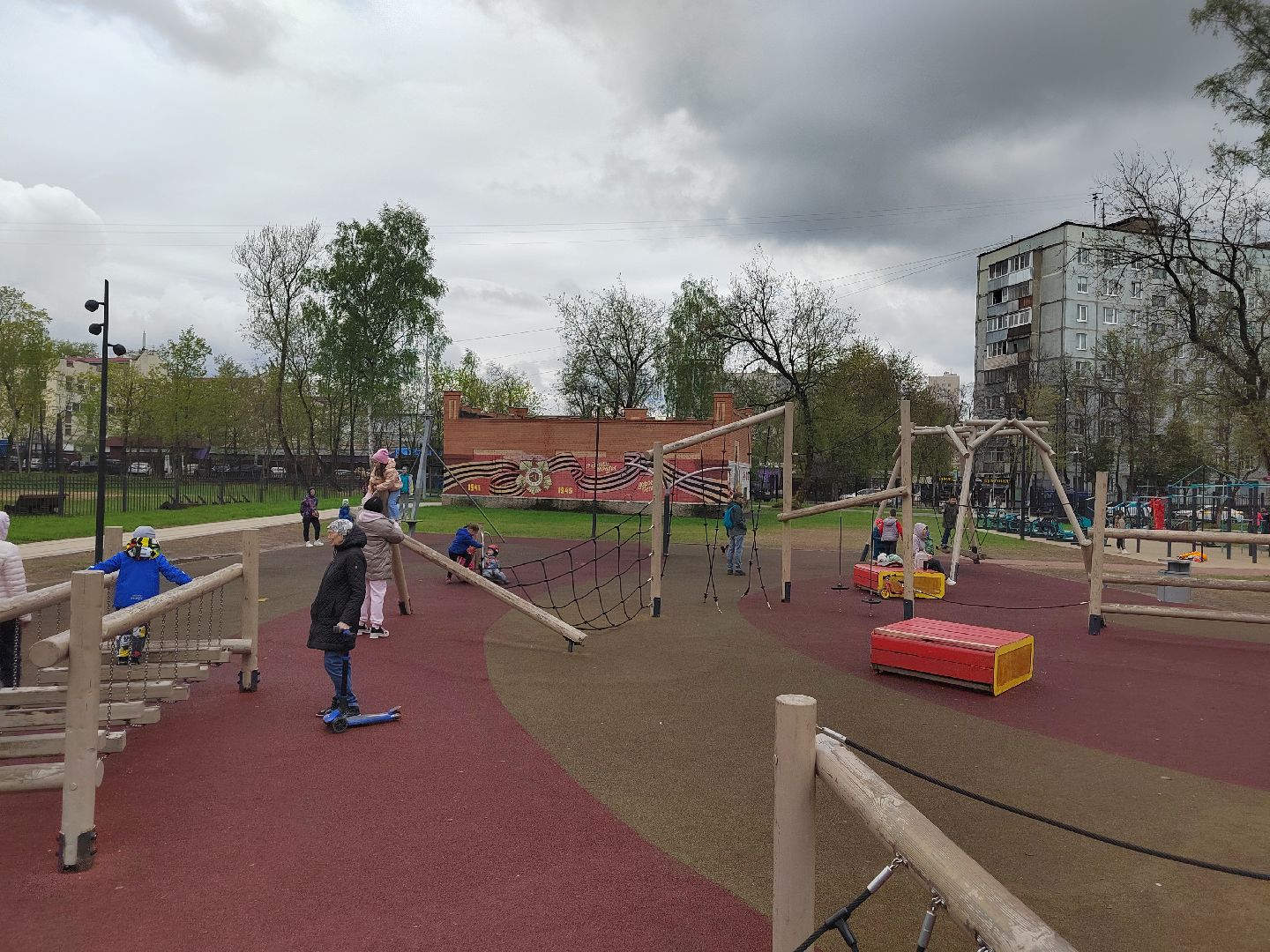 Пушкино, дети, парки Подмосковья, Пушкинские парки, 1 мая