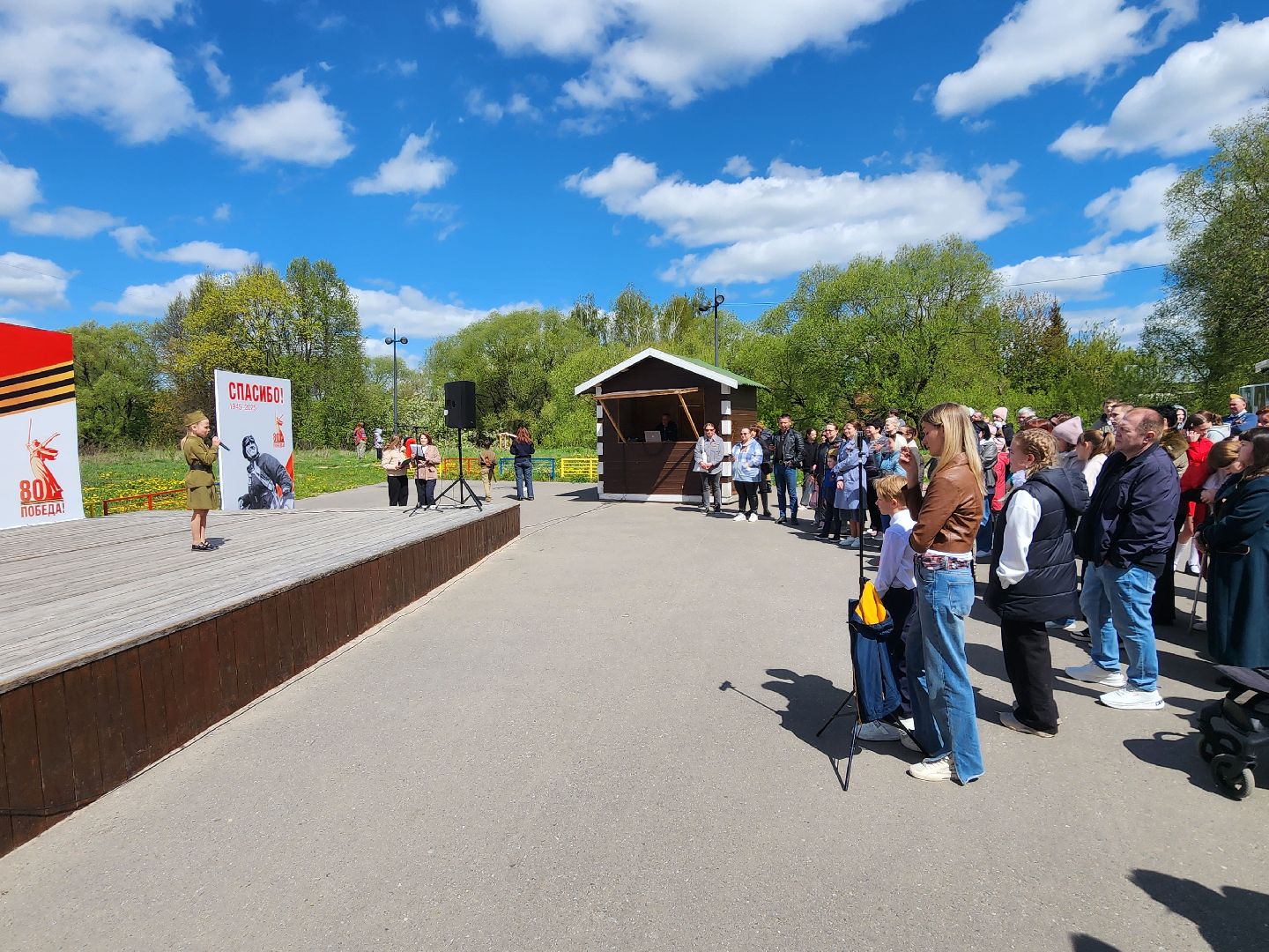 Чехов, городской парк, праздничная программа, культурно-массовые мероприятия, анимация, конкурсы, игры, песни и танцы, чтение стихов, концерт, мастер-классы, полевая кухня, фотозоны, День Победы,