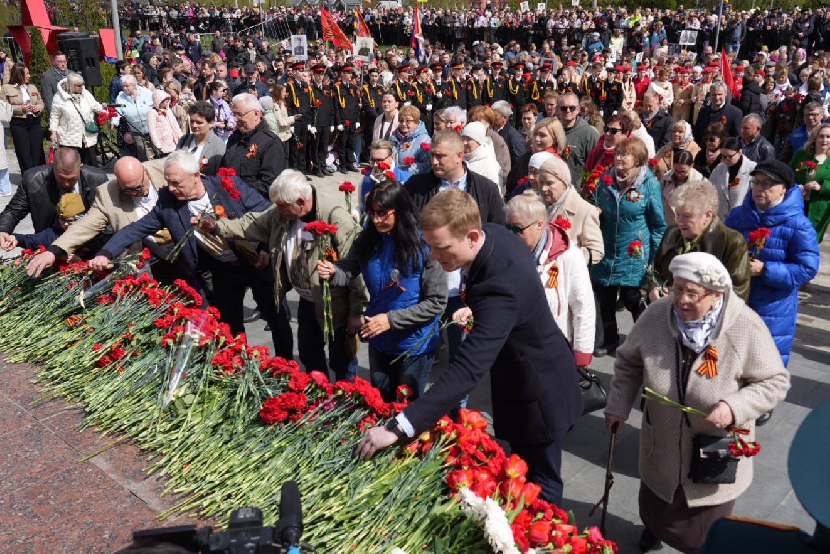 сергиев посад, сергиево-посадский городской округ, 9 мая, день победы , память, вечный огонь ,